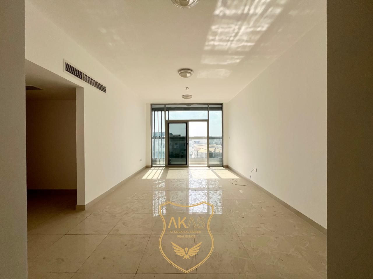 LUXURIOUS/2BHK IN SCHOOL AREA/LIKE A NEW FAMILY BUILDING/ WITH BALCONY OPEN VIEW/BUILT IN WARDROBE