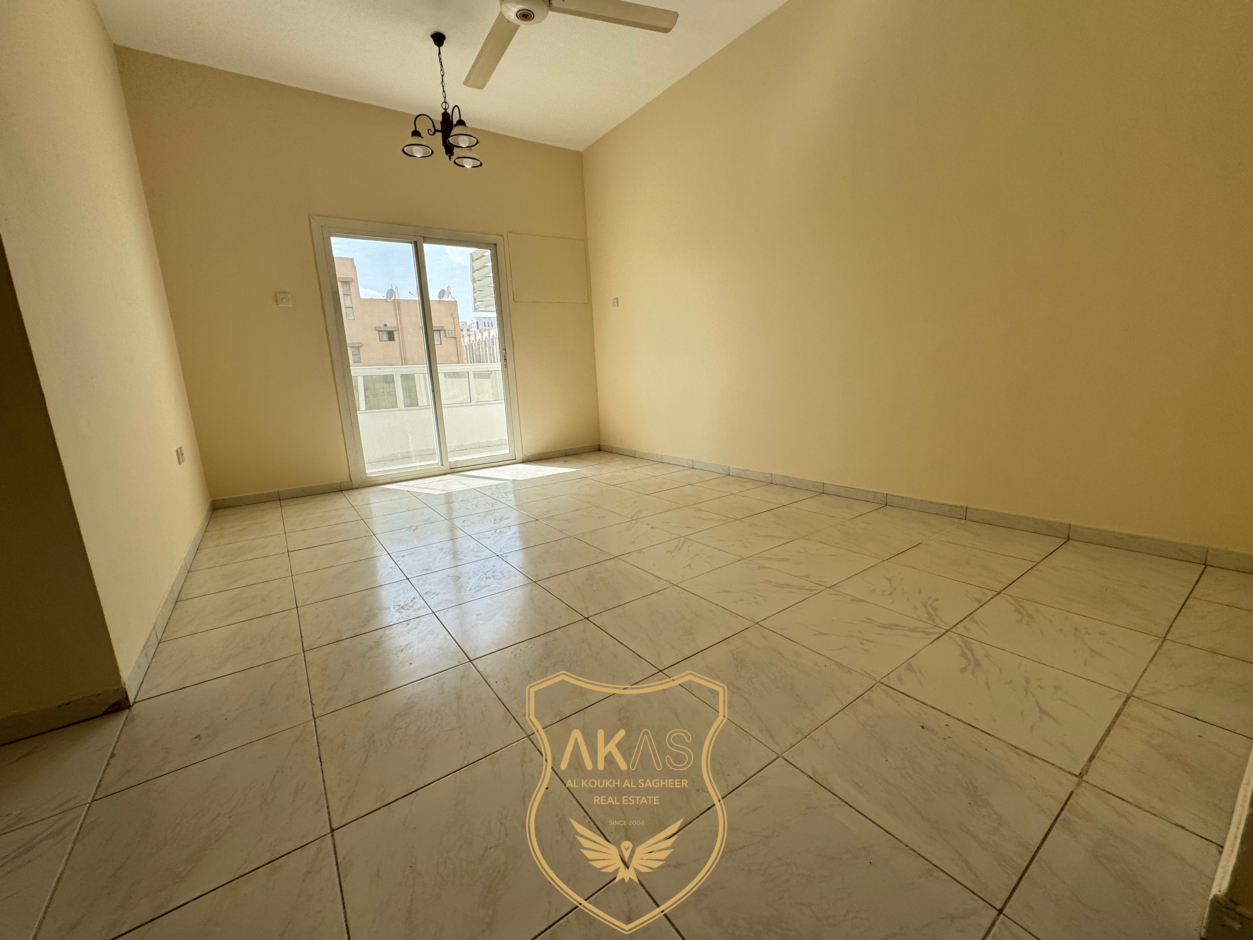 Spacious 2BHK with Balcony | Window AC | Near Rolla Bus Terminal
