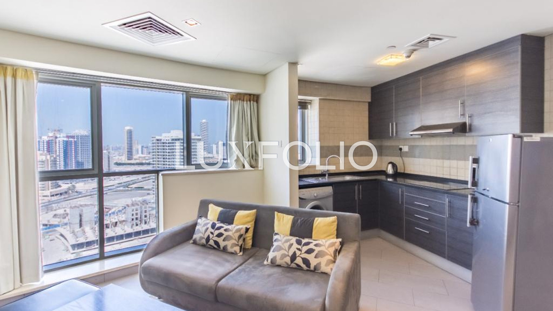 Open Views | High Floor | High Returns