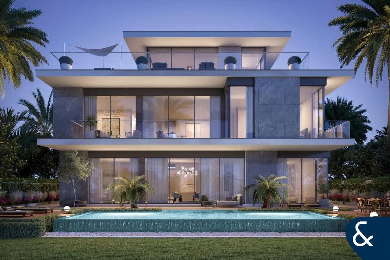 Corner Villa On A Large Plot Away From Wires