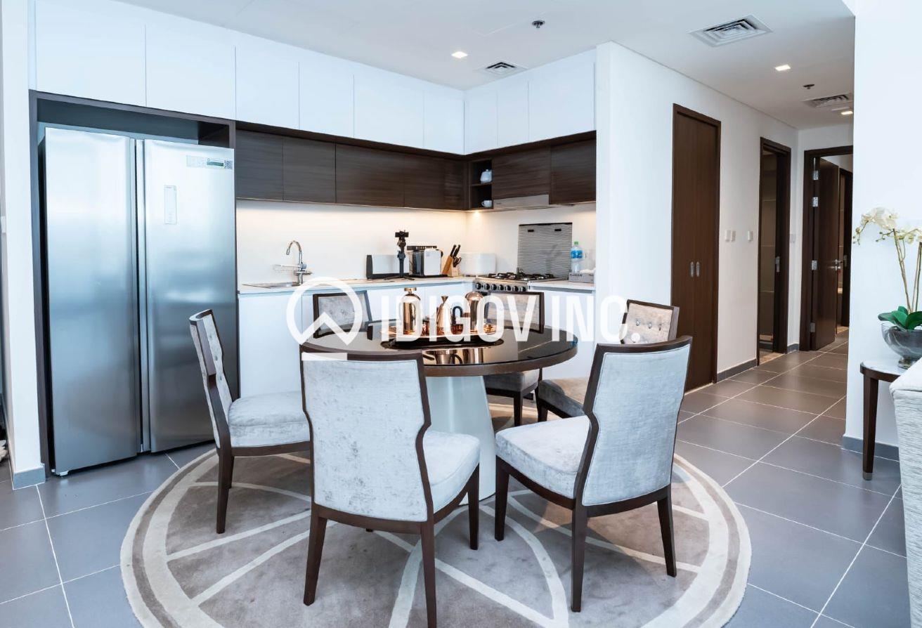 Full Canal View | Exclusive | Middle Floor