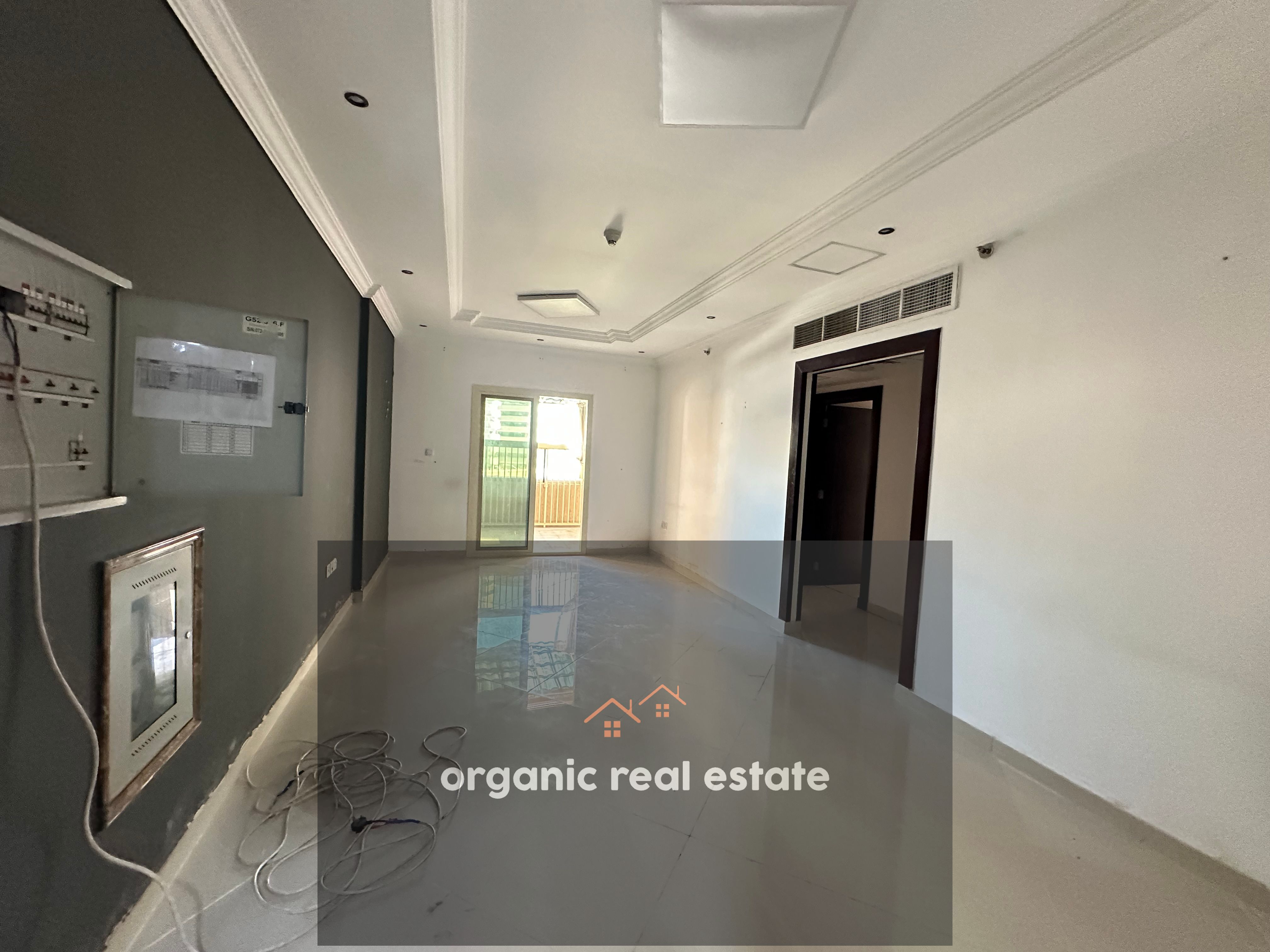 Spacious 1bhk with balcony + parking
