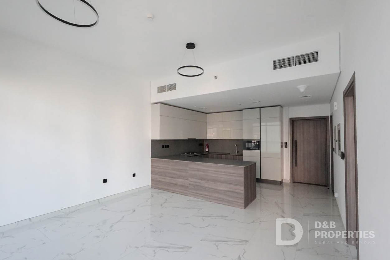 Smart Home | Brand New | Modern Interior