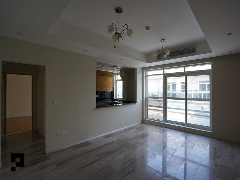 4 CHEQUES | CHILLER FREE | SPACIOUS TERRACE