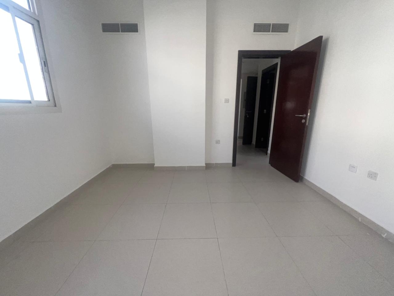 BRAND NEW BUILDING LUXURY APARTMENTS 1BHK FULL FAMILY CAL TO MR KHALIL