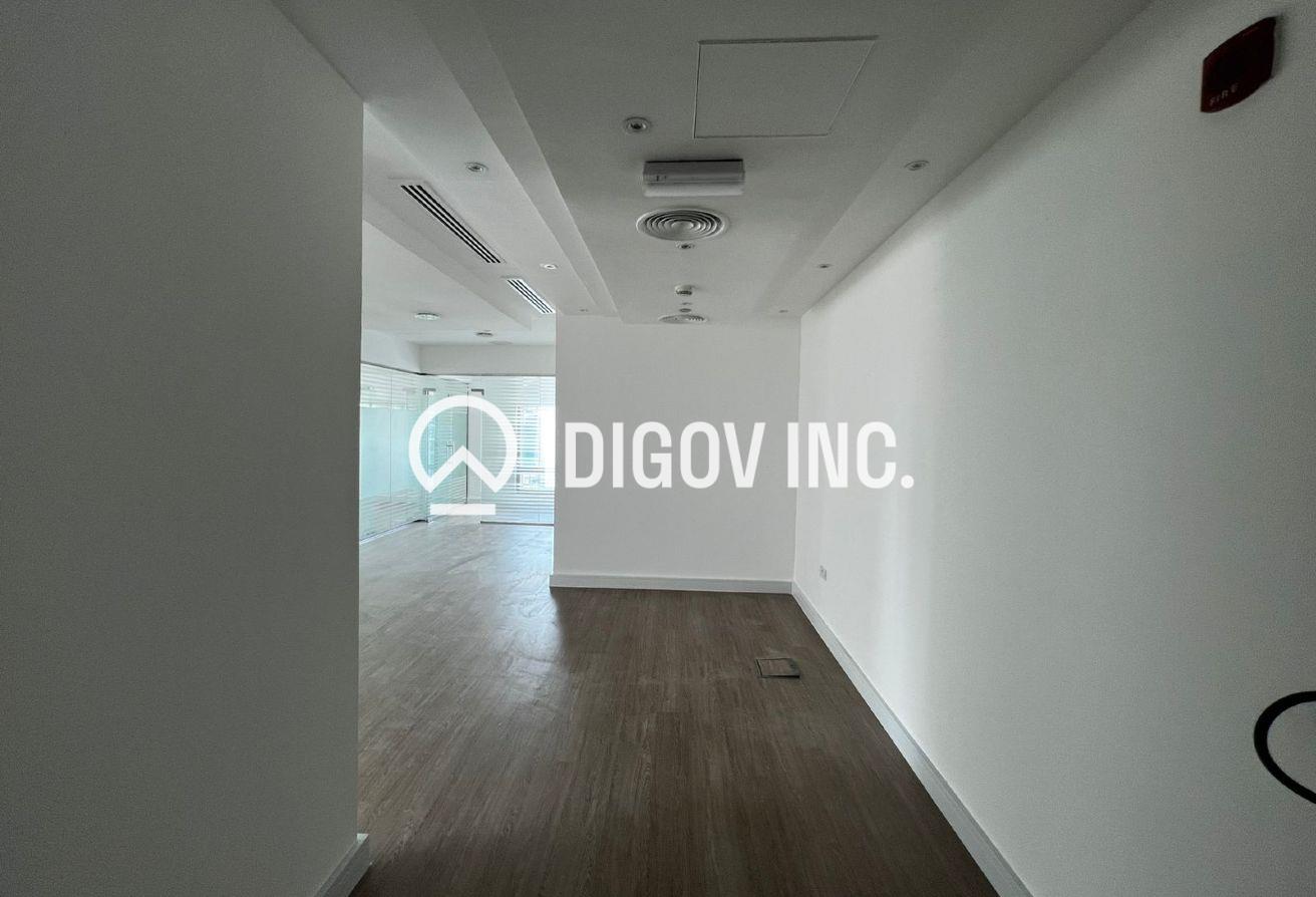 High Floor | Spacious Office | Washroom & Pantry