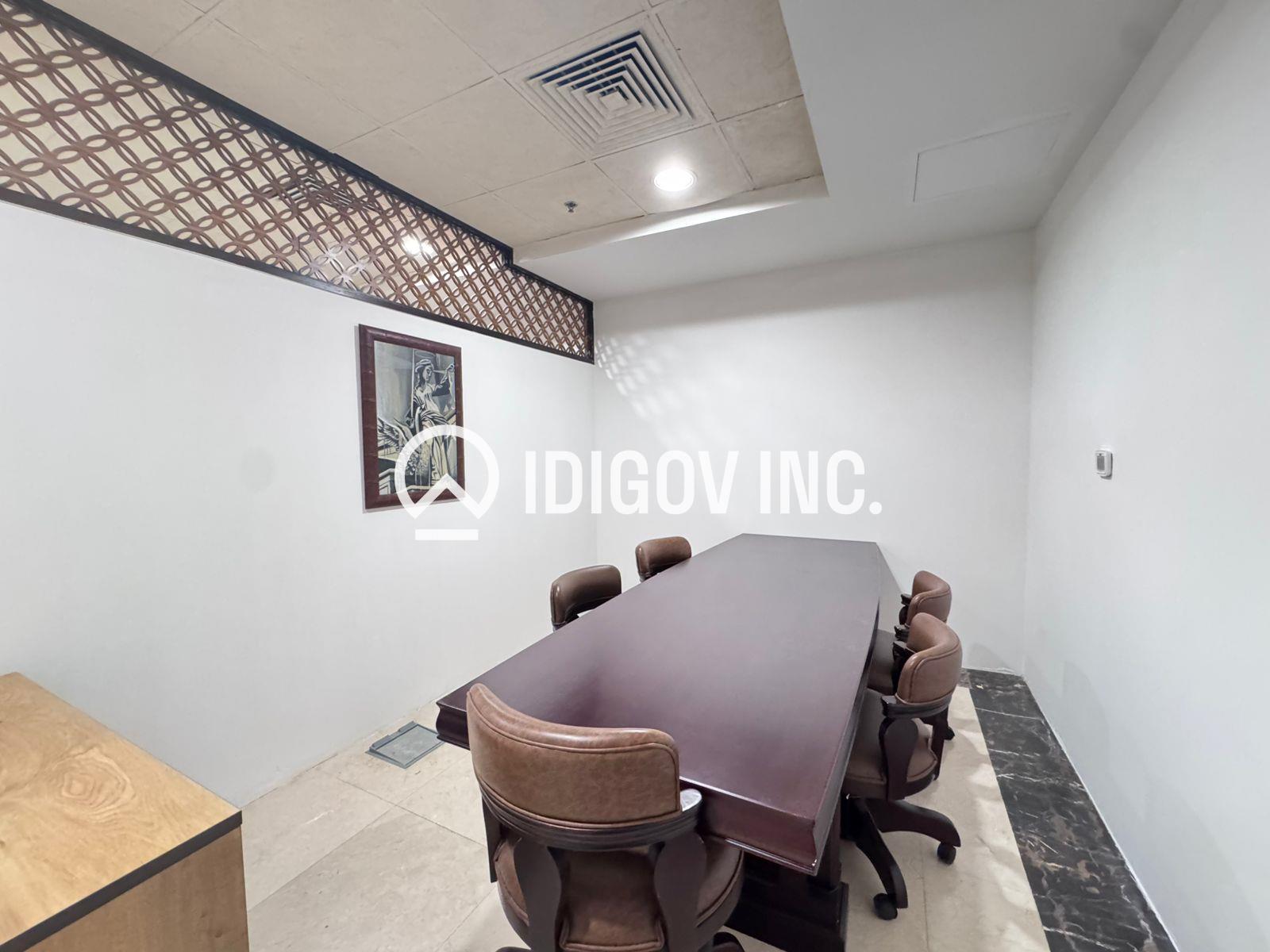 Prime location | Furnished | Community view