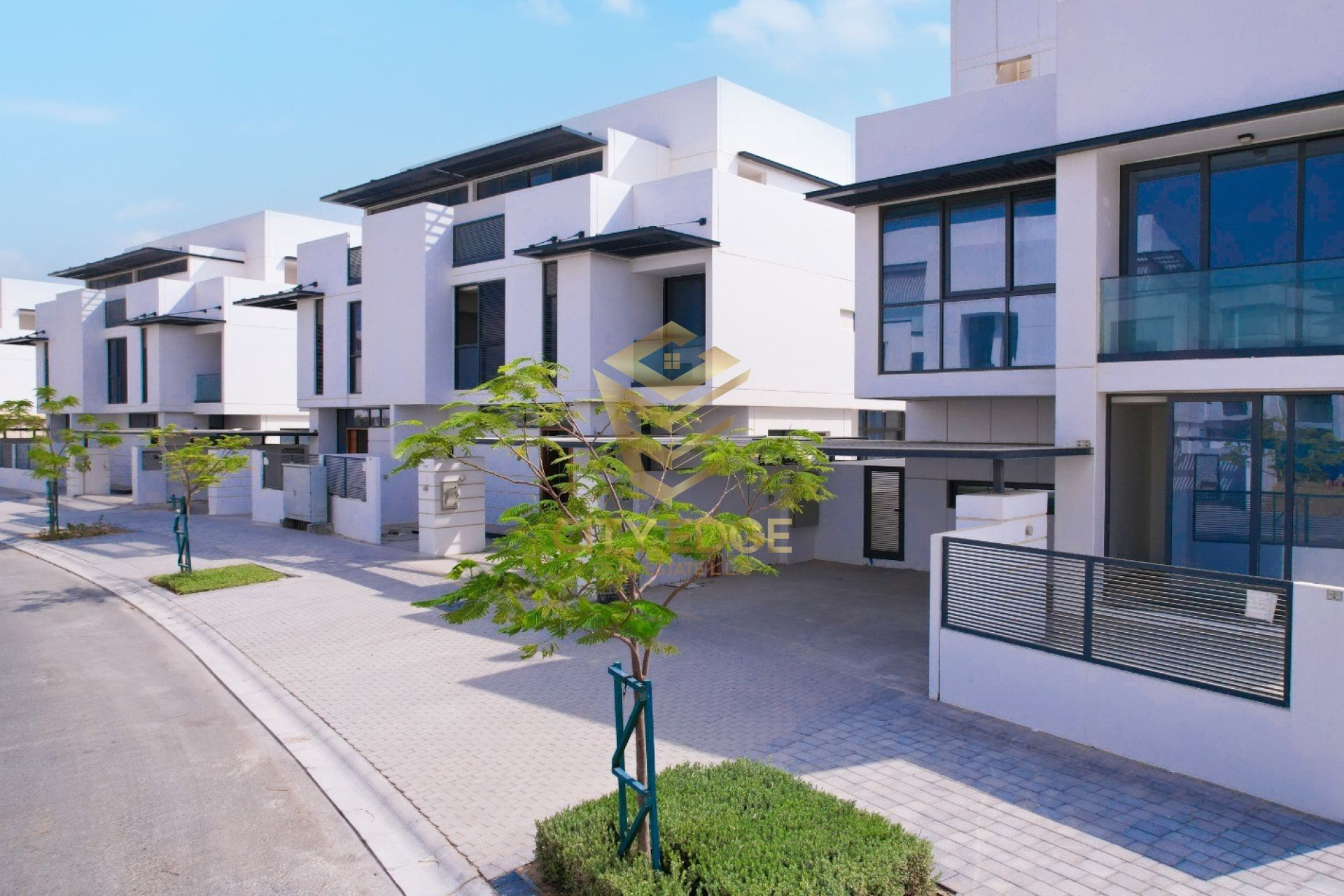 Ready villa – Freehold –10% DP –4 Y Post handover