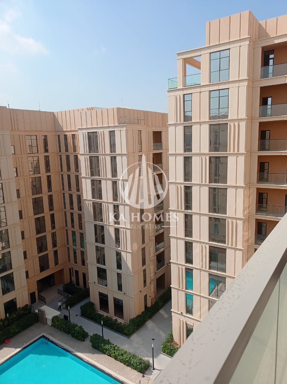Ready Apartments with Installments – Freehold next to malls, markets & global brands