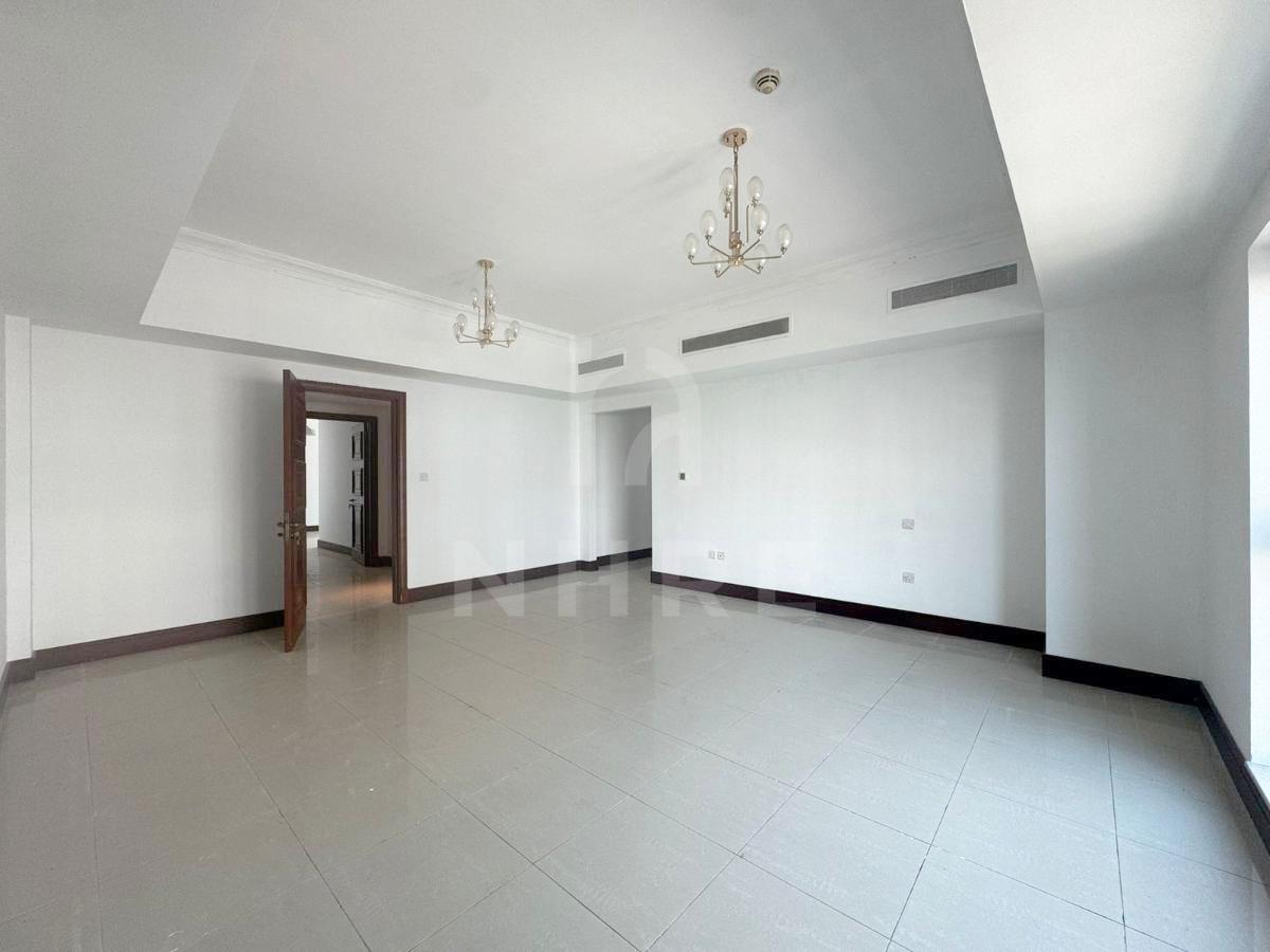 Spacious Triplex Townhouse | Unfurnished | Vacant