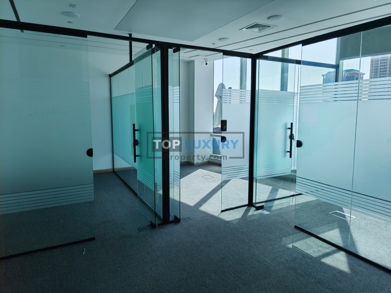 Fully Fitted Office | High Floor | Near Metro