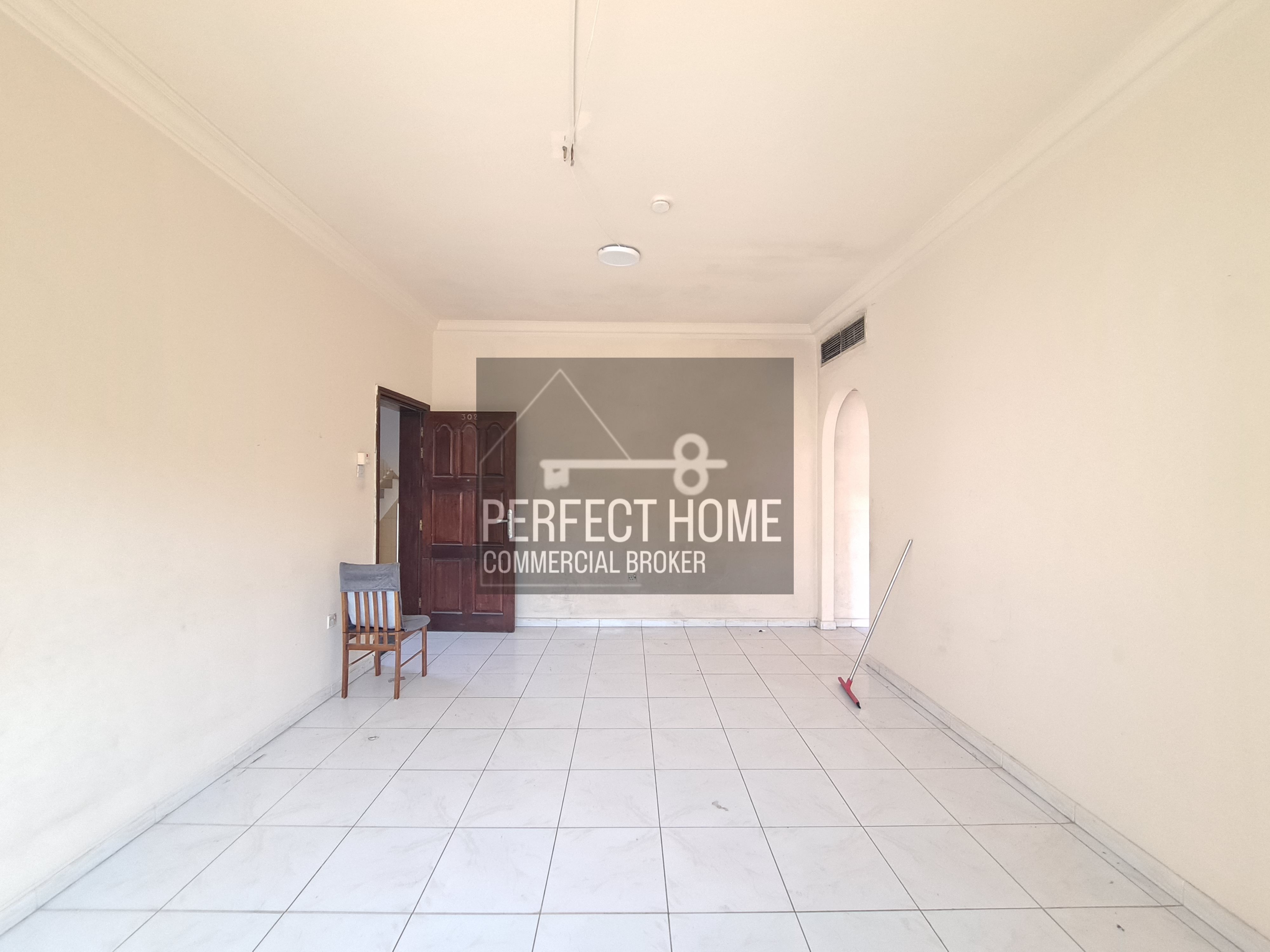 Spacious 1BHK With Big Balcony Central Ac With 4 to 6 cheques payments