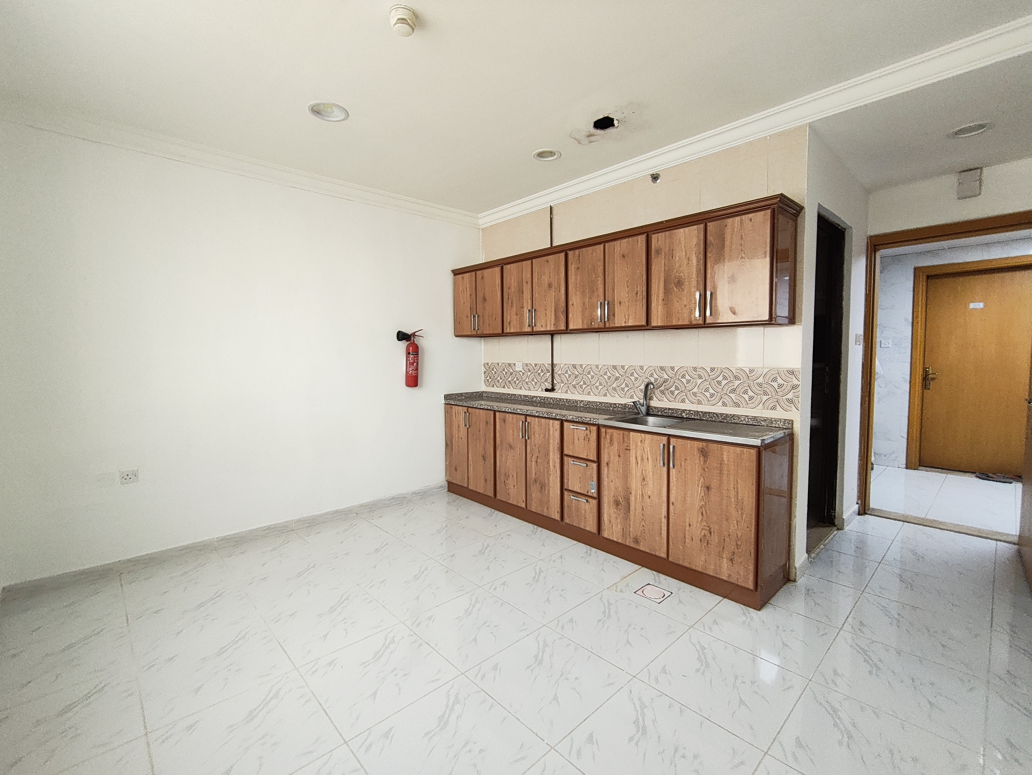 LIKE A BRAND NEW STUDIO APARTMENT READY TO MOVE MUWALIEH