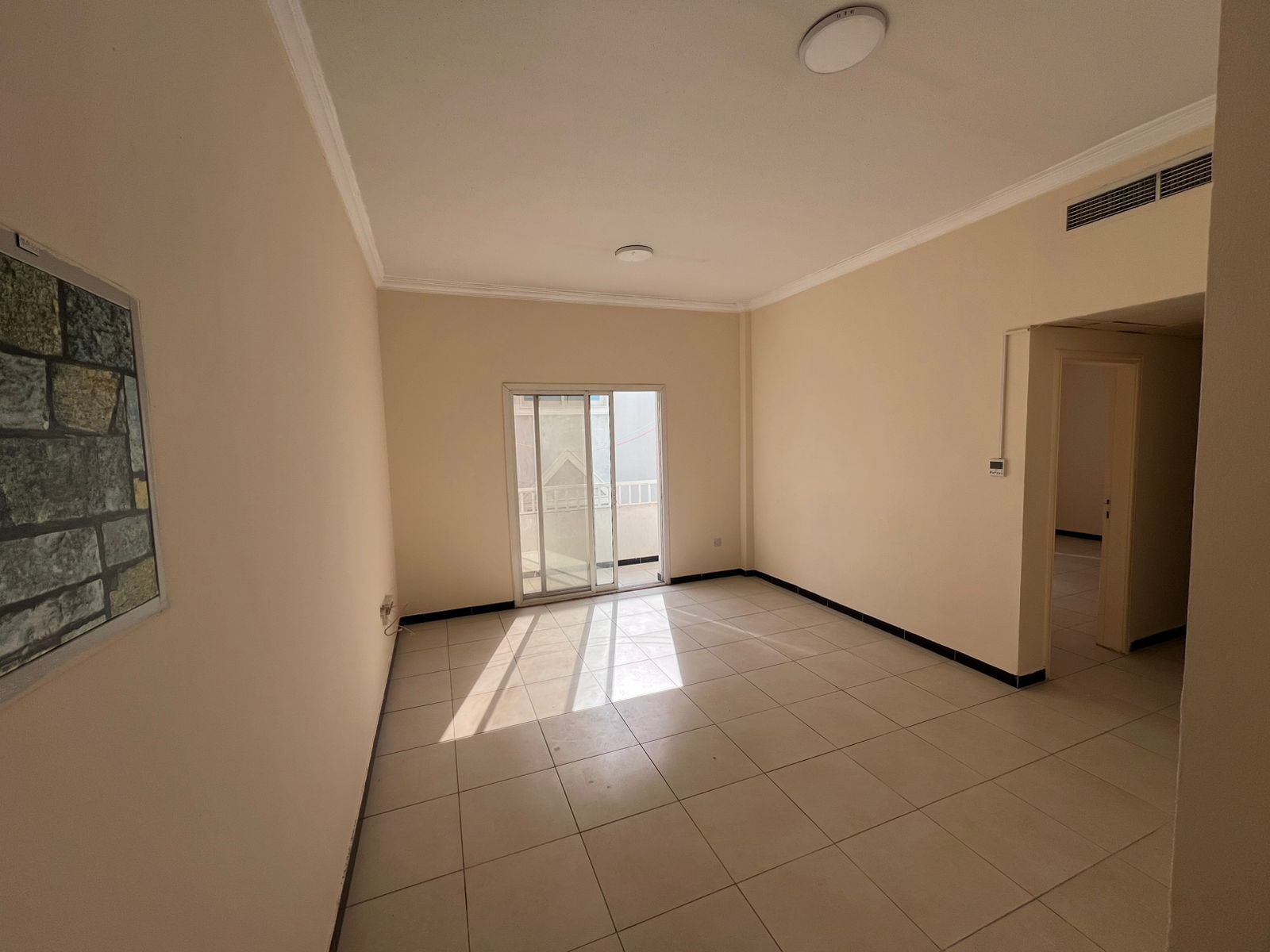 A one-bedroom apartment in a prime, vibrant location, close to all essential and recreational amenities, making it an ideal choice for comfortable liv