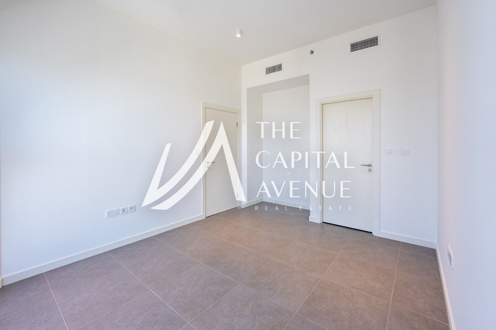 Ready to Move In | High Floor | Partial Sea View | 2 Payments