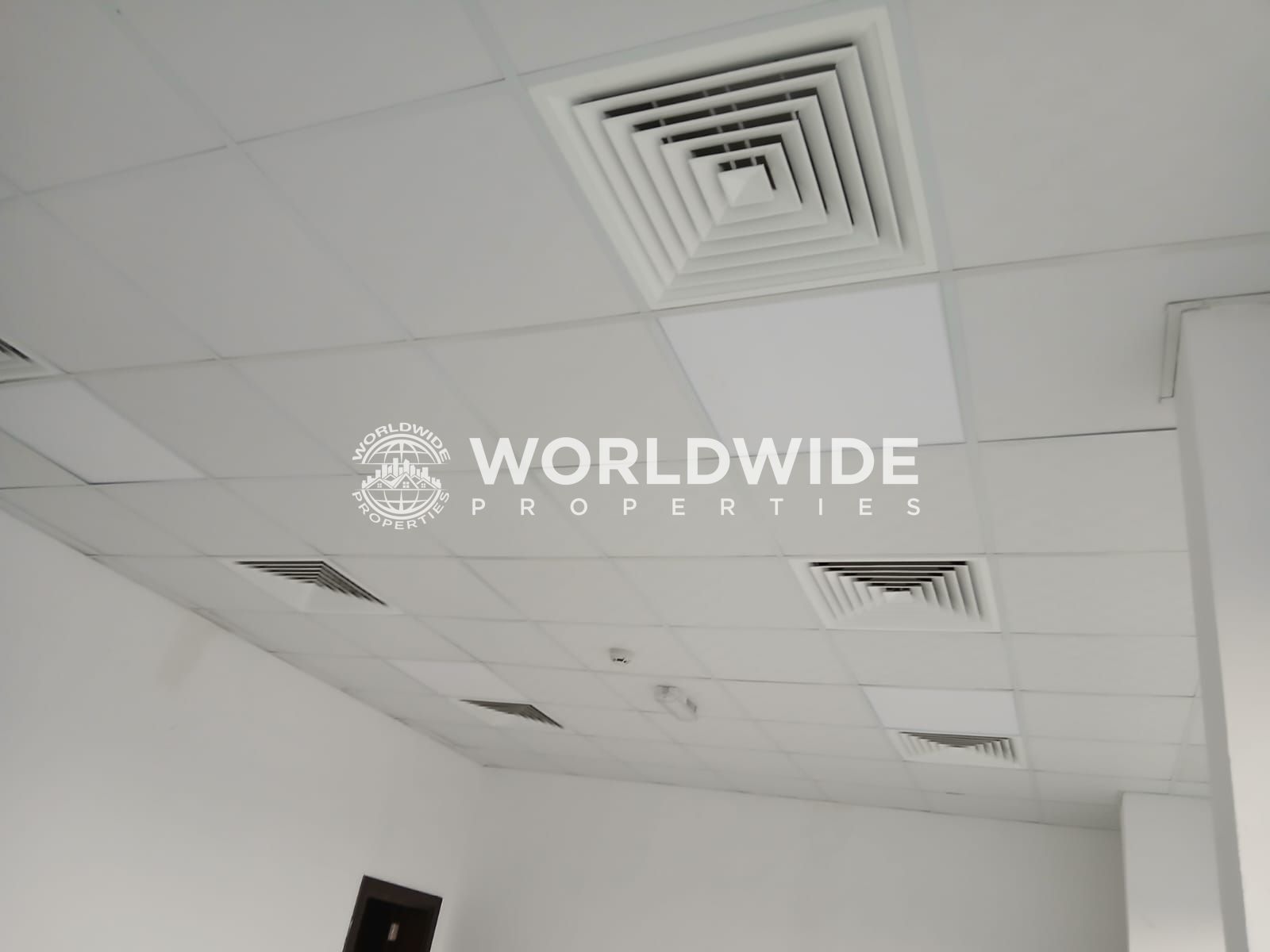 Prime 350 sqft Shop for Rent in Al Rashidiya, Ajman – AED 30,000