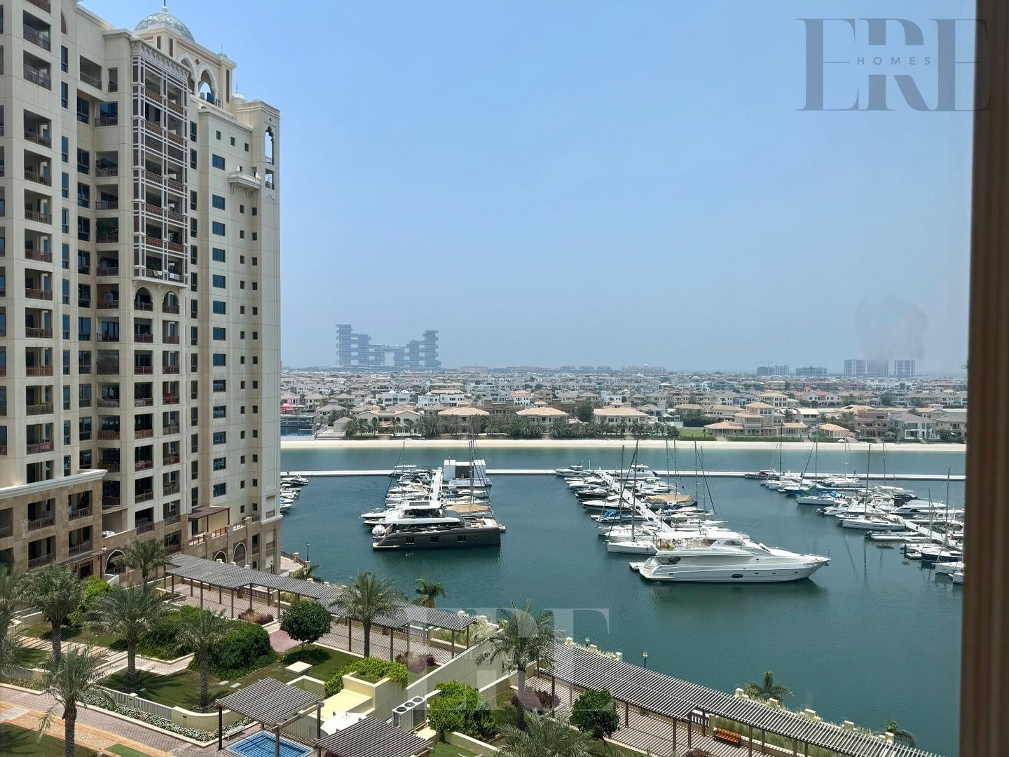 PALM JUMEIRAH | SEA FACING | SPACIOUS