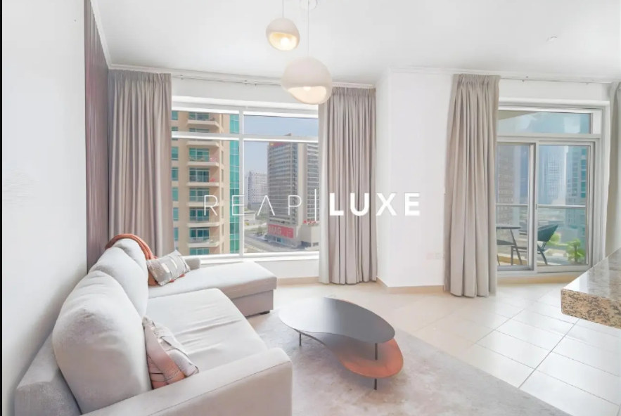 Upgraded + Fully furnished | Vacant | High ROI