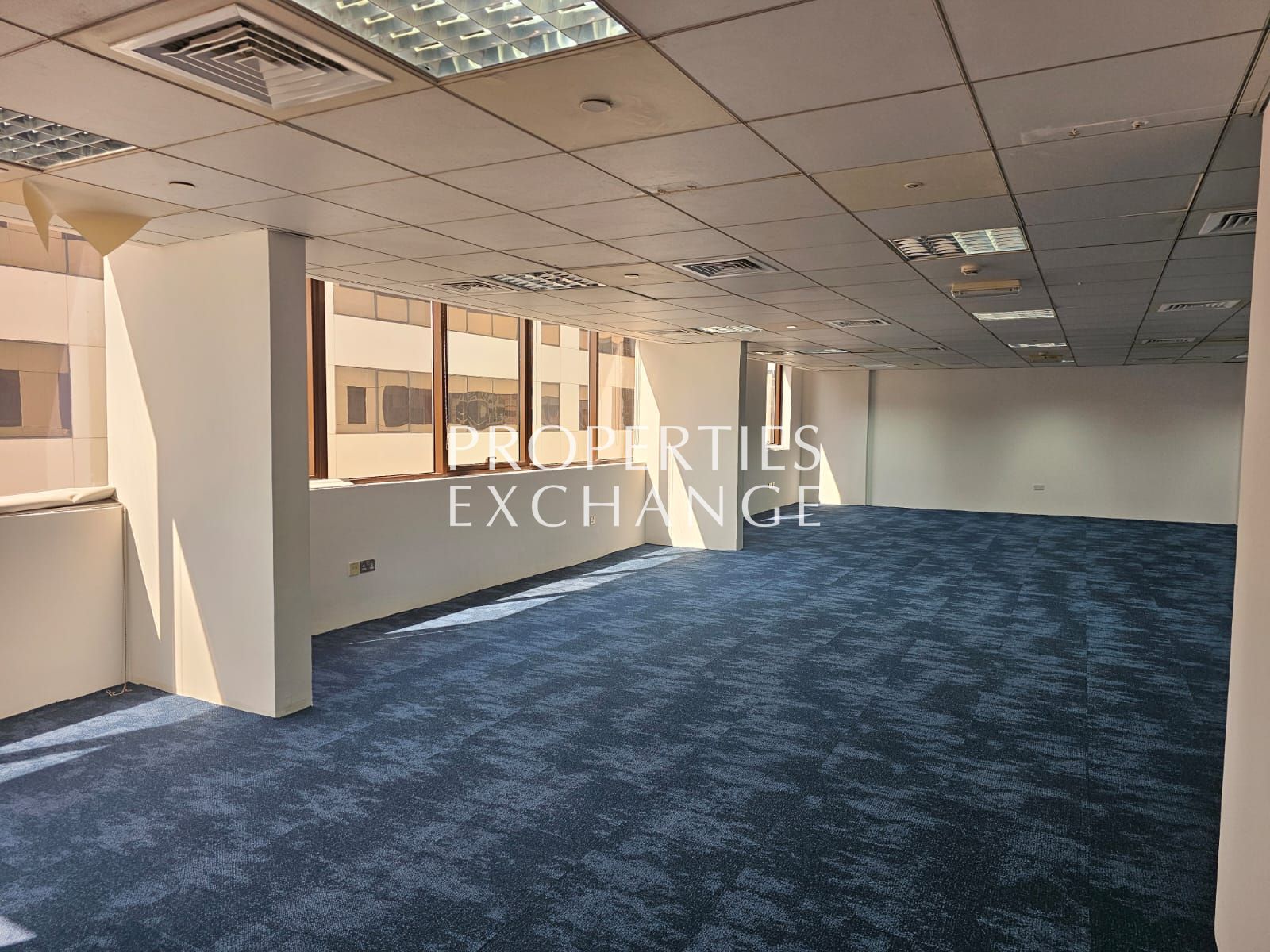 VACANT | IDEAL FOR START-UP | PRIME LOCATION