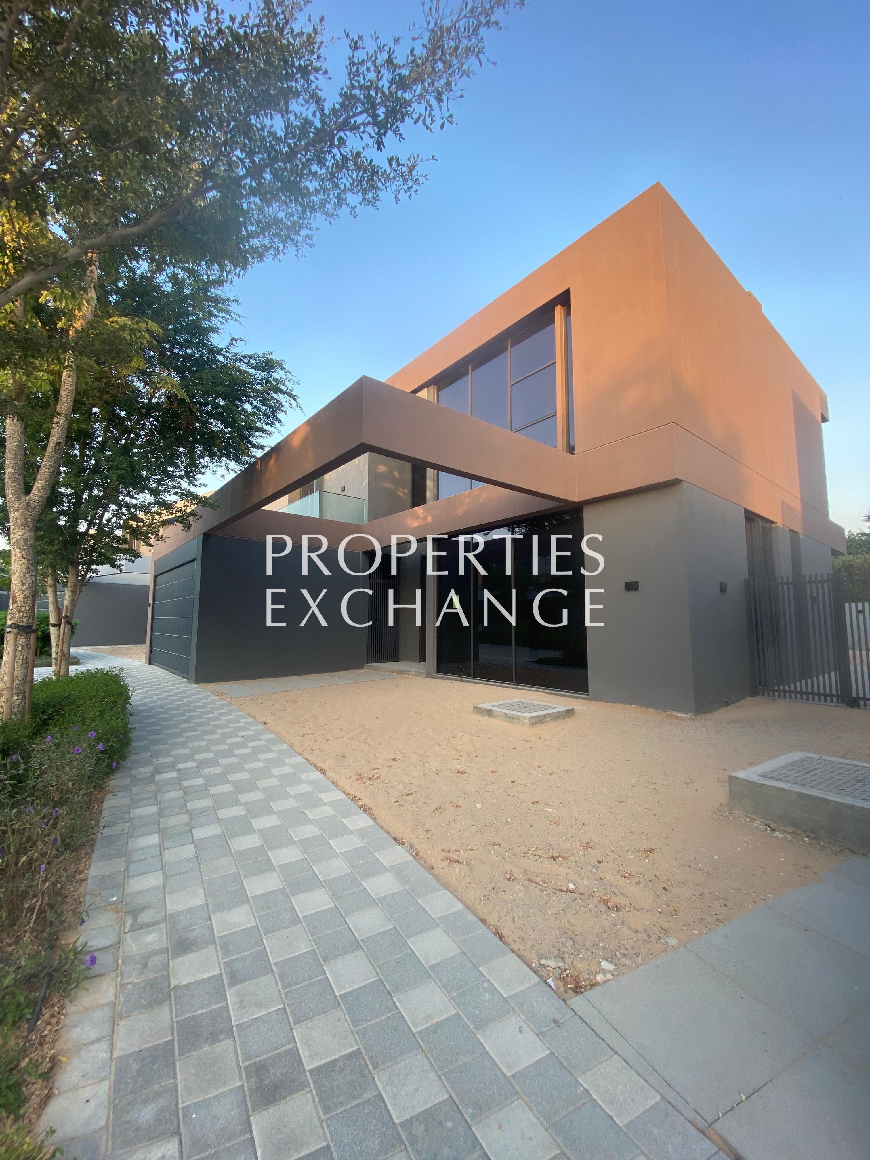 5BHK STAND ALONE VILLA l LUXURY LIVING l FREEHOLD