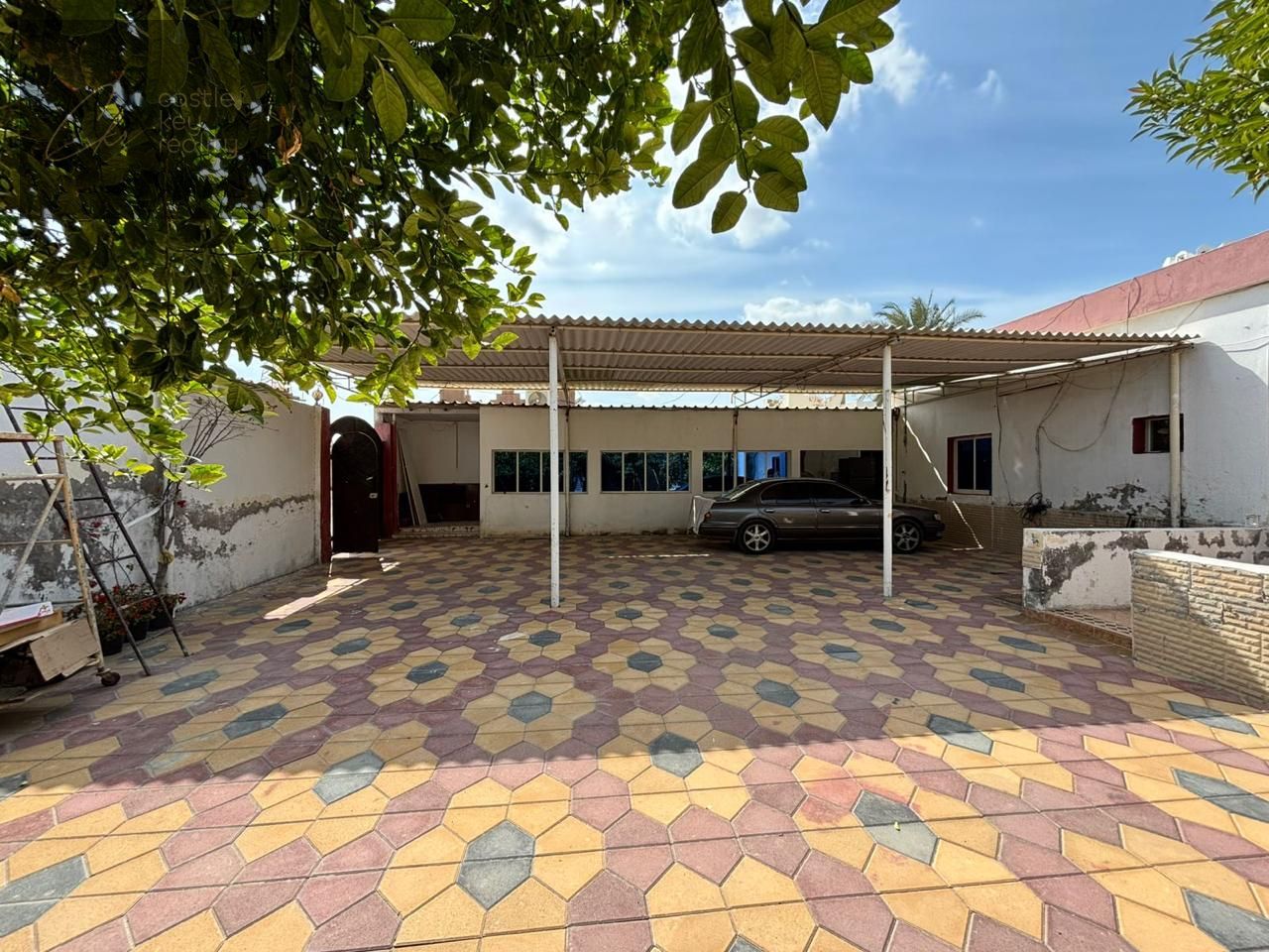 STAFF ACCOMMODATION | AL JAZEERA (BEHIND POST OFFICE) | MULTIPLE UNITS | MUNICIPALITY AGREEMENT READY