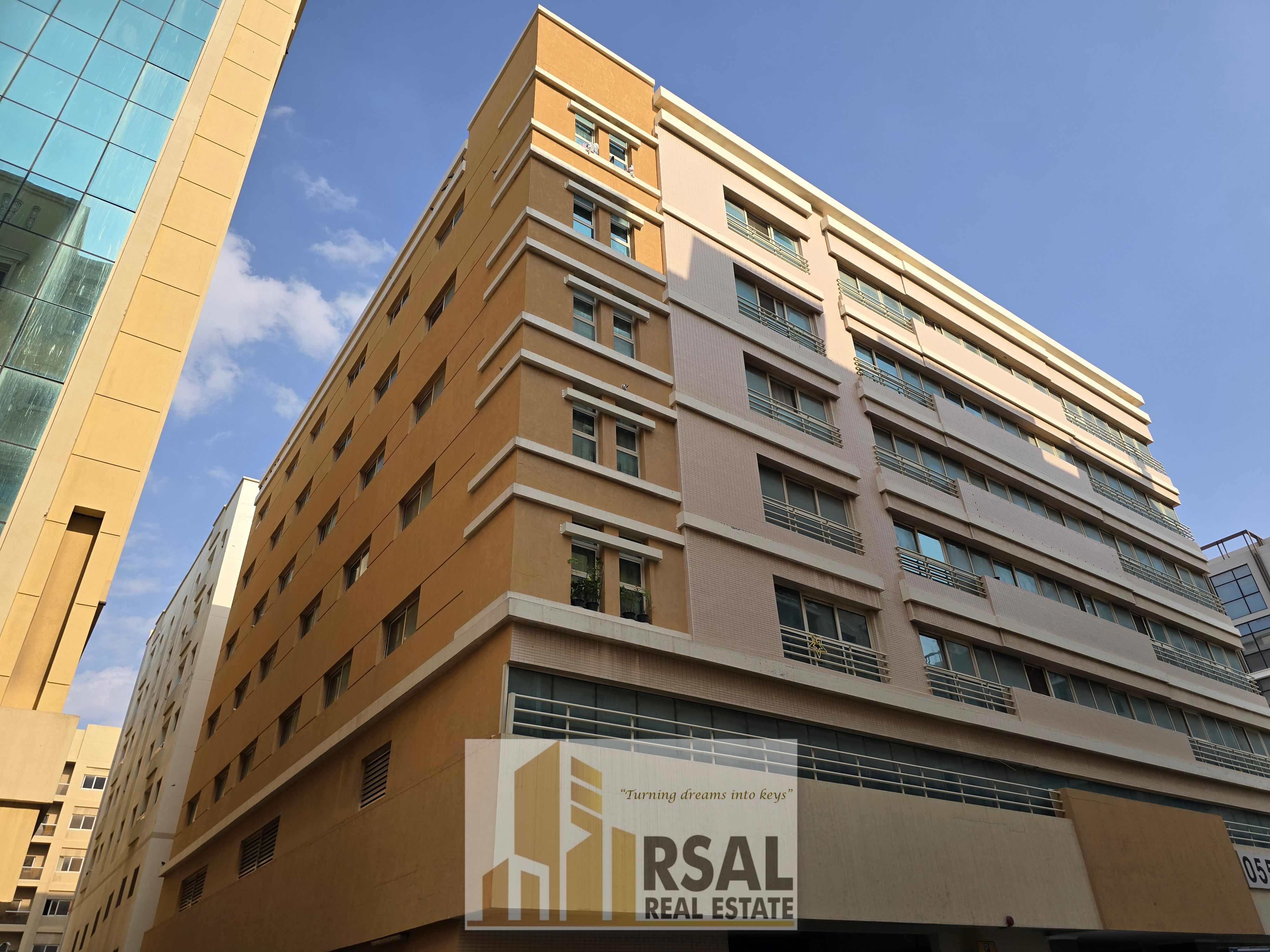 Neat and clean 1Bedroom , Open View , Front off park ?