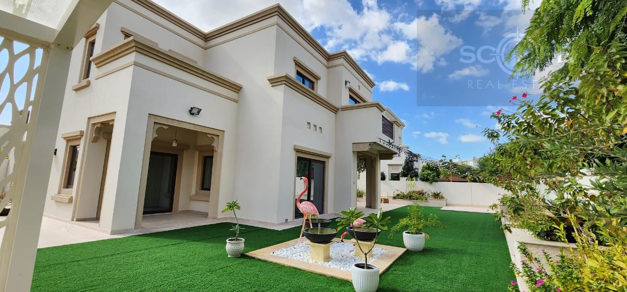 Dazzling Furnished Luxury 5 Bed Villa, Mid Decembr
