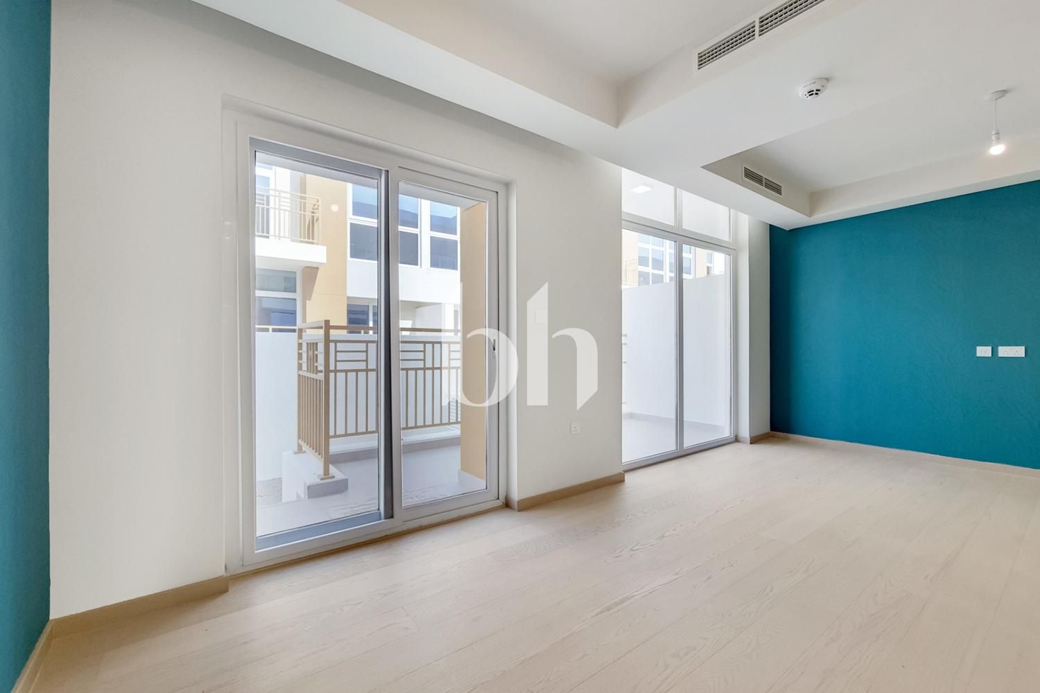 Well maintained | 3BR with balcony | Aquilegia