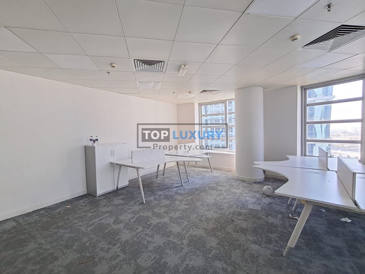 Semi Furnished | Near Metro | Upgraded Unit