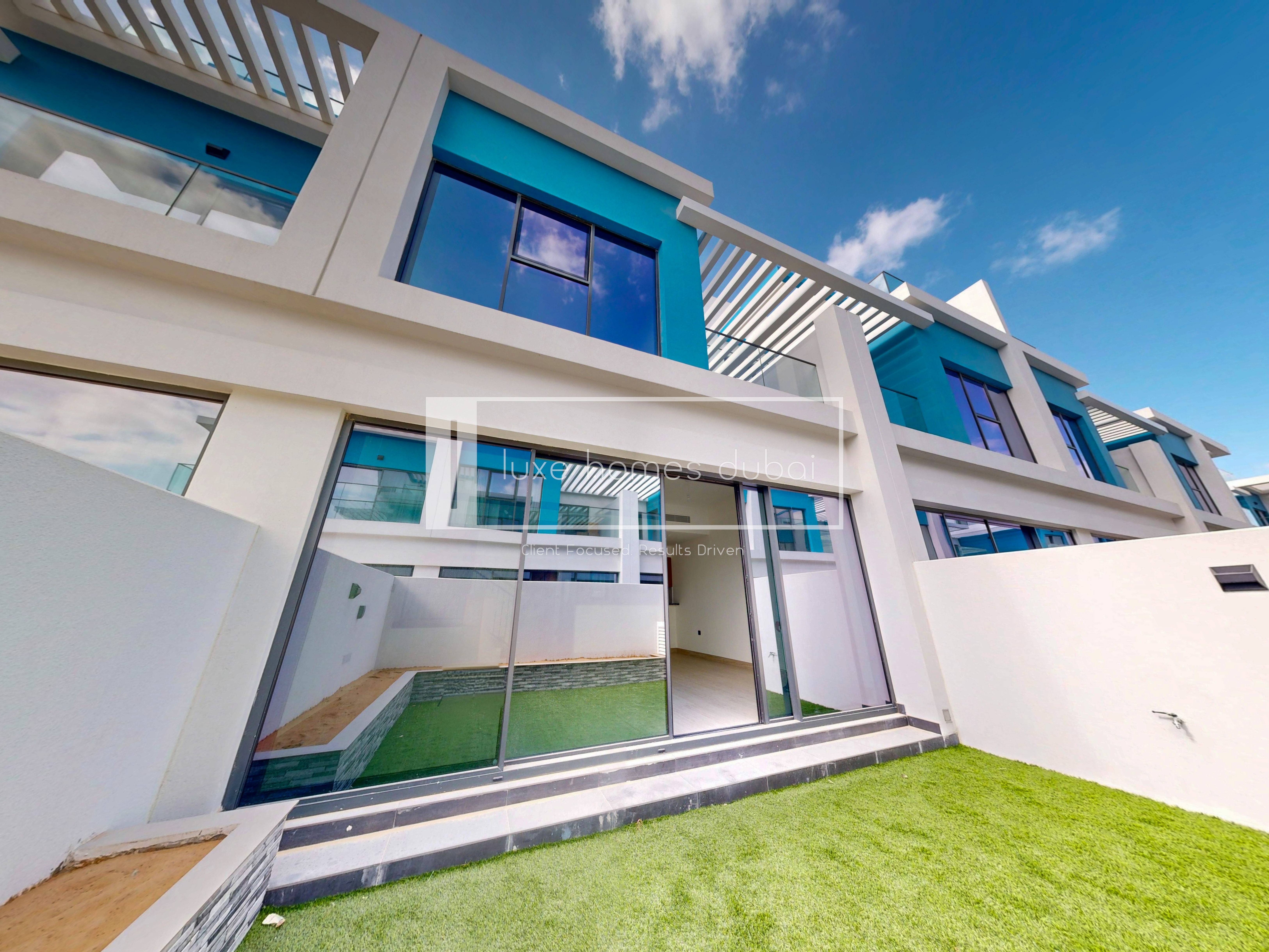 Private Garden | 3BR Townhouse | 1 Cheque