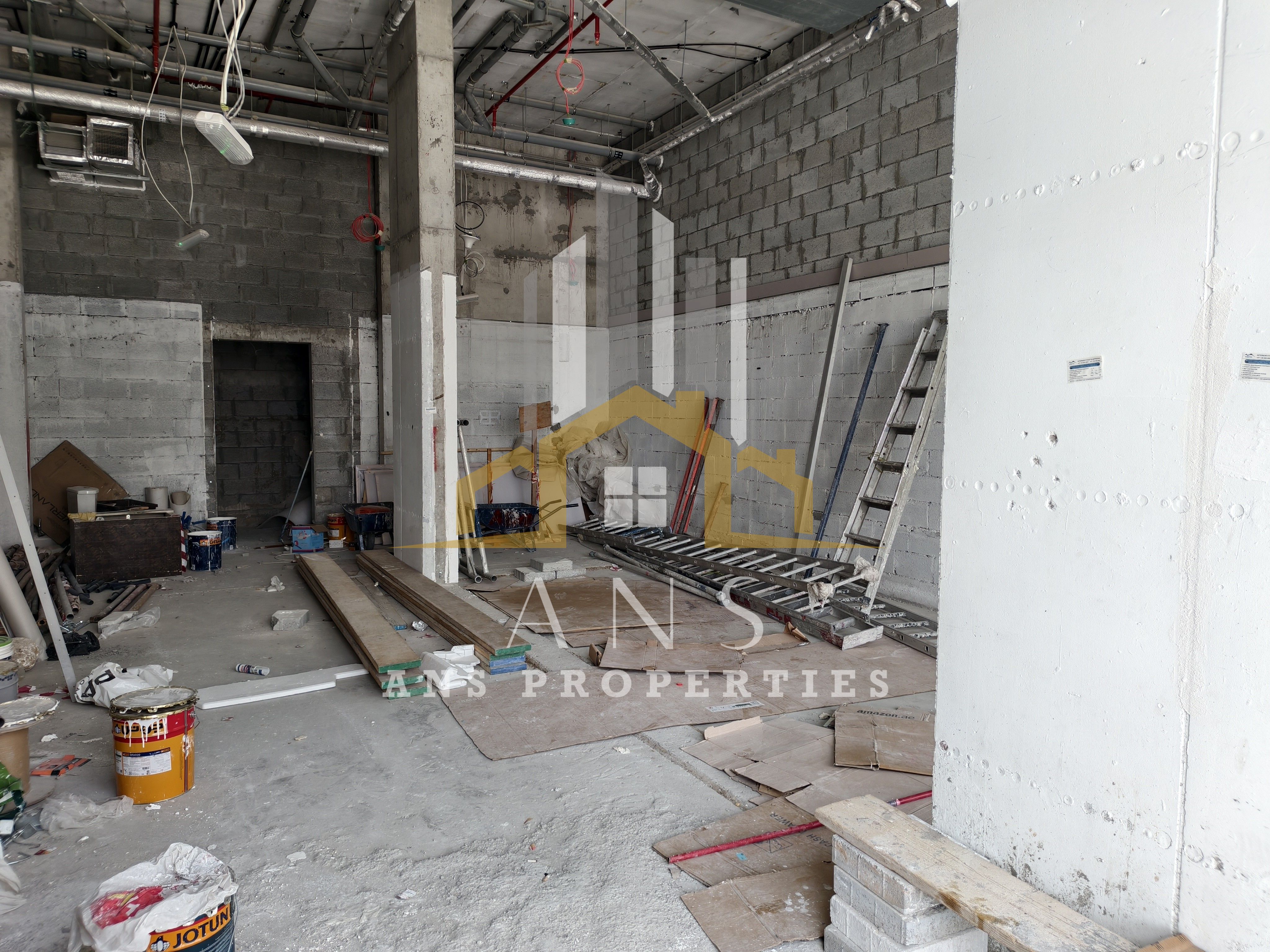 Luxury Retail Opportunity | Shell & Core | Prime Location | Brand New Space