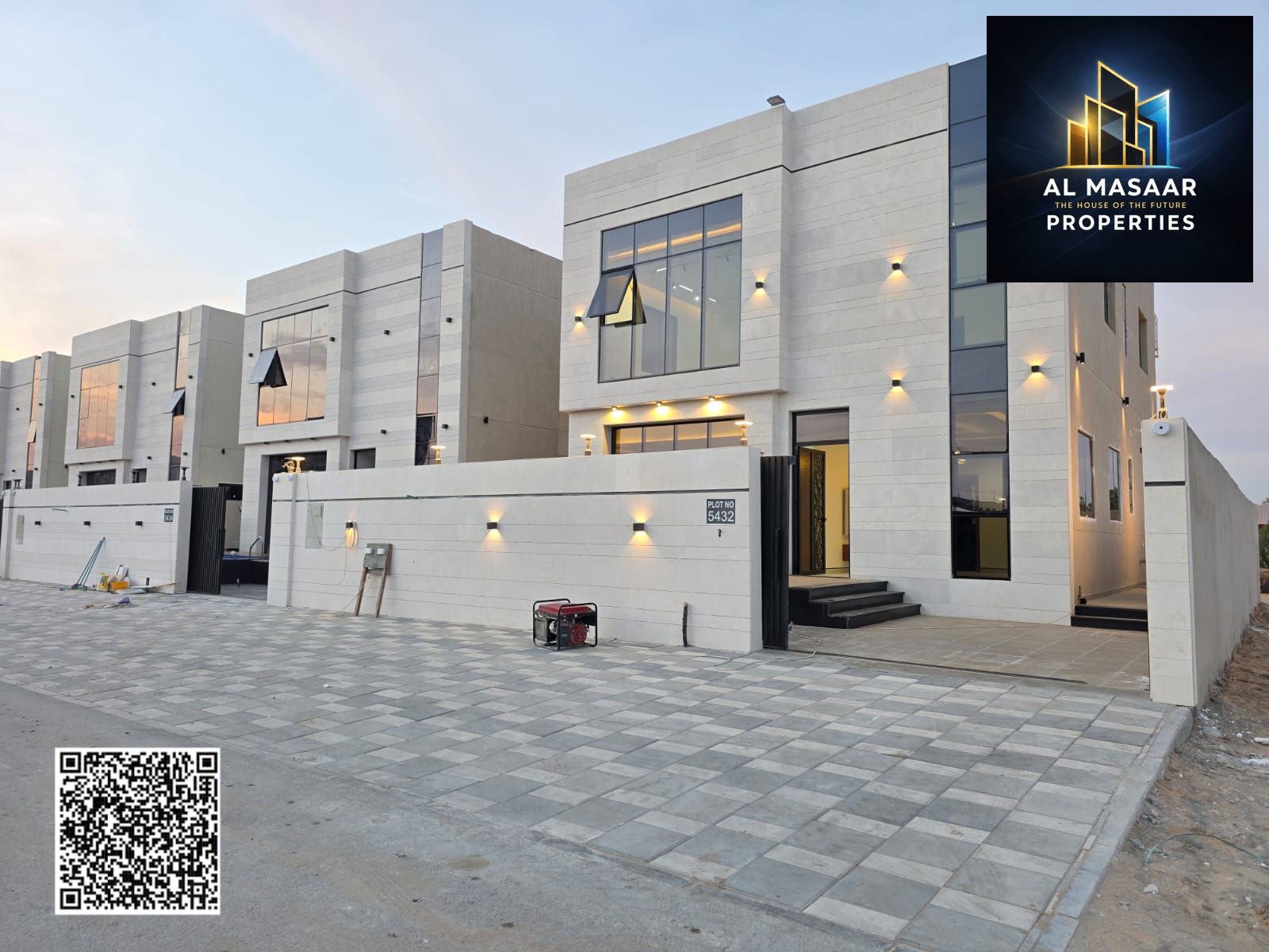 Luxury villa with swimming pool, including registration and ownership fees