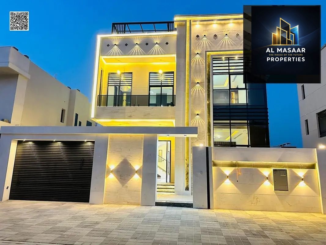 For sale, a luxurious, modern villa with two floors and a roof, high-end finishes, and freehold for all nationalities.