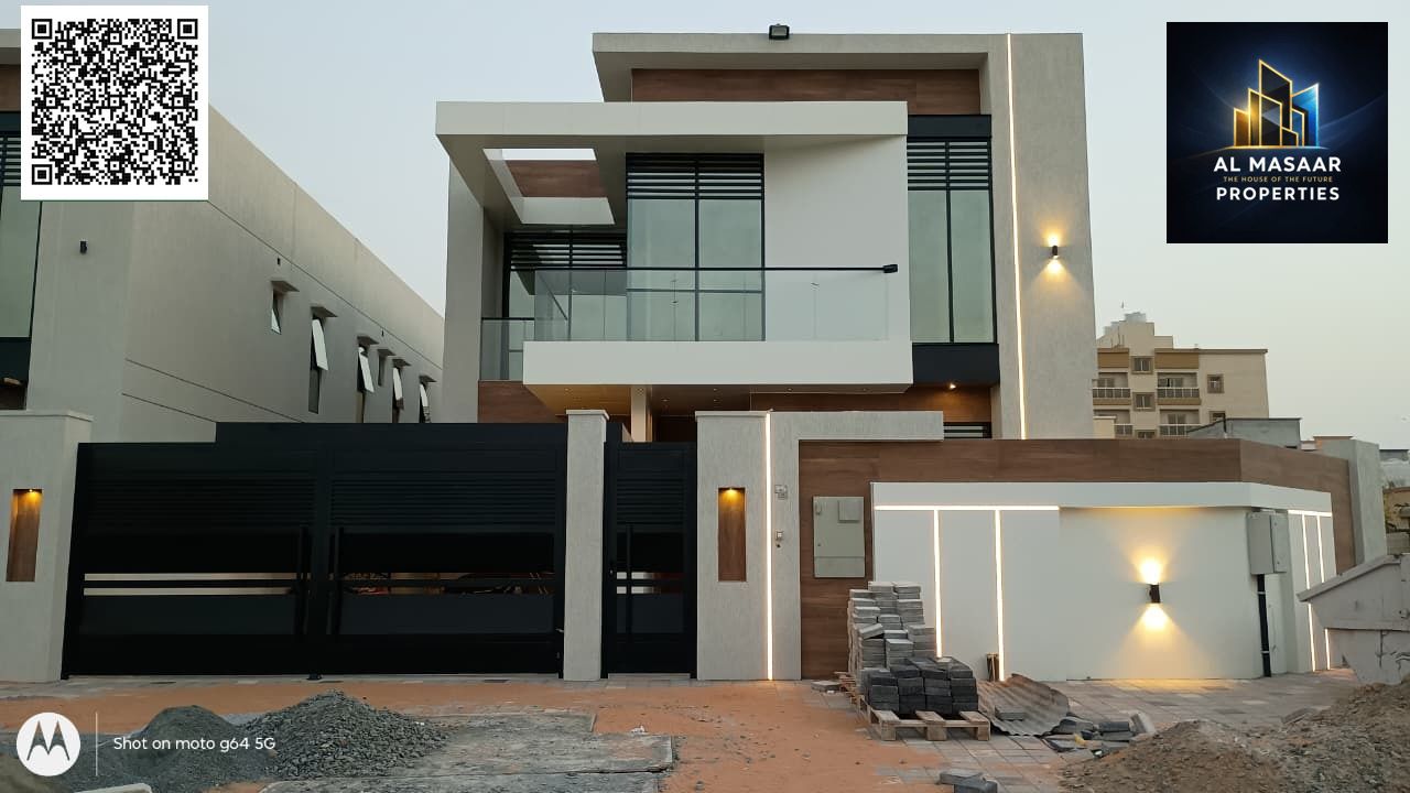 For sale: Corner villa on two streets, close to all services in Al-Muwayhat 1, including electricity and water.