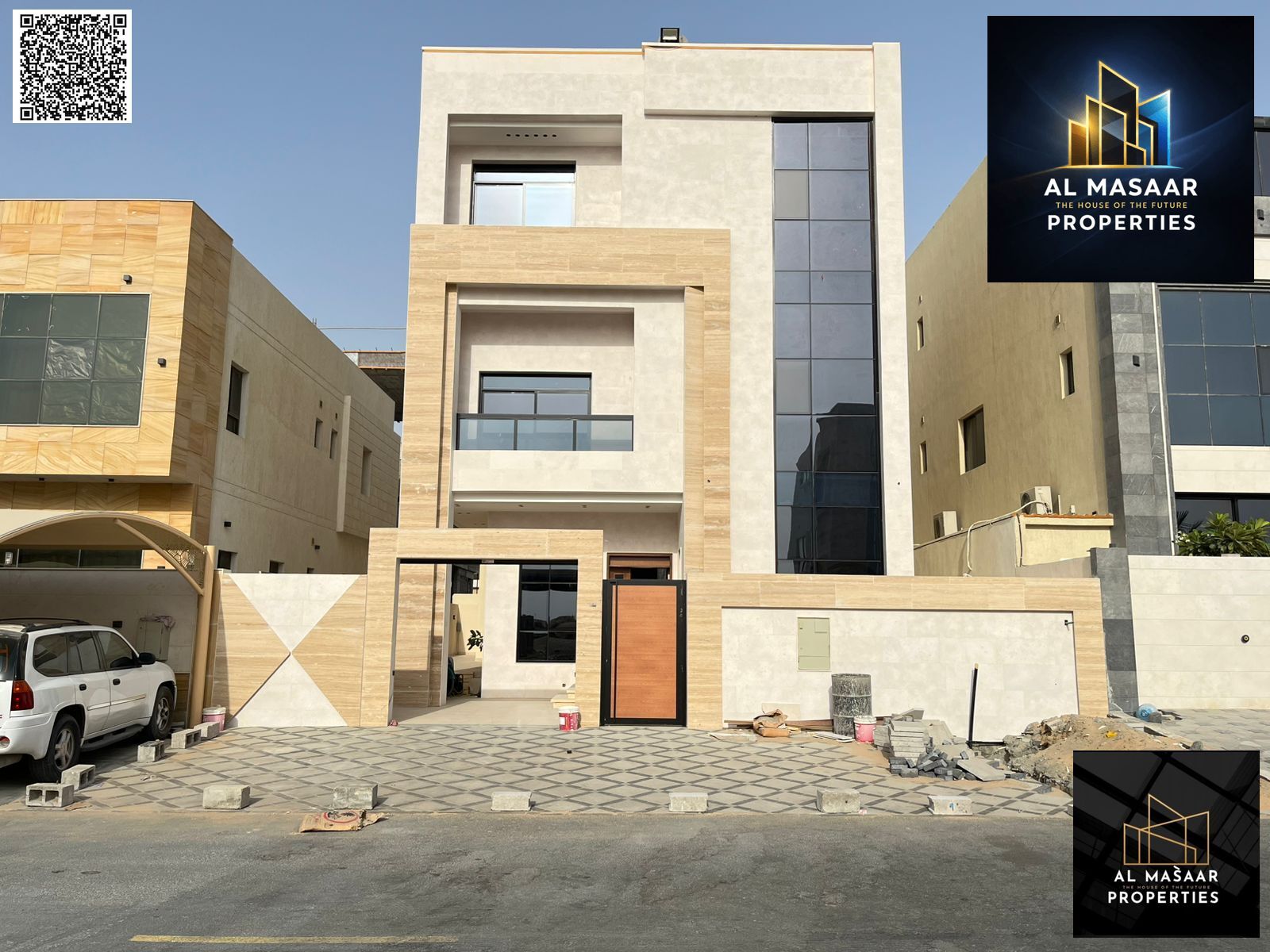 Three-story villa + roof for sale in Al Yasmeen (Al Maidan) - Ajman | 7 master bedrooms | Central air conditioning | Spacious rooftop terrace