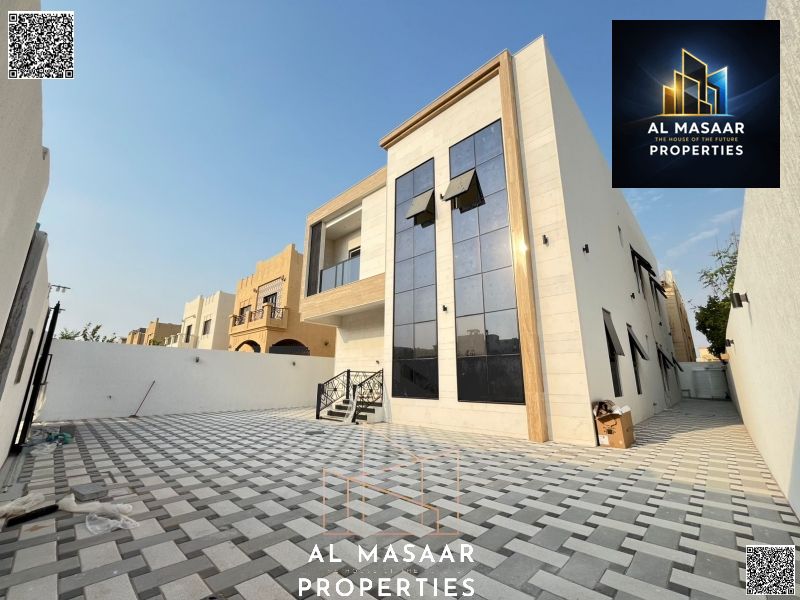 Luxury villa | Central air conditioning | Large backyard | Freehold ownership