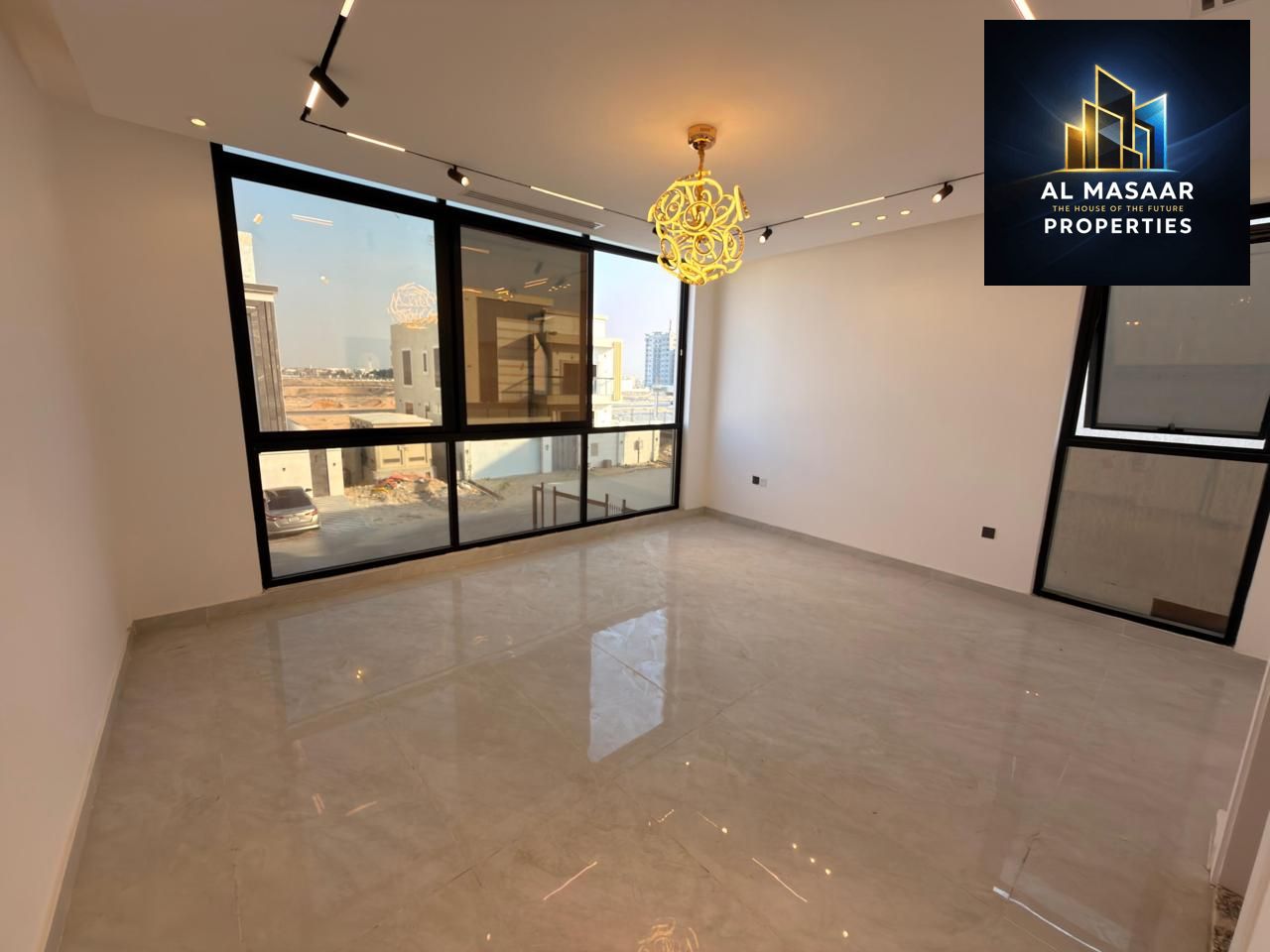 Luxury villa for sale in Ajman, 5 master bedrooms + private pool, including registration and ownership fees