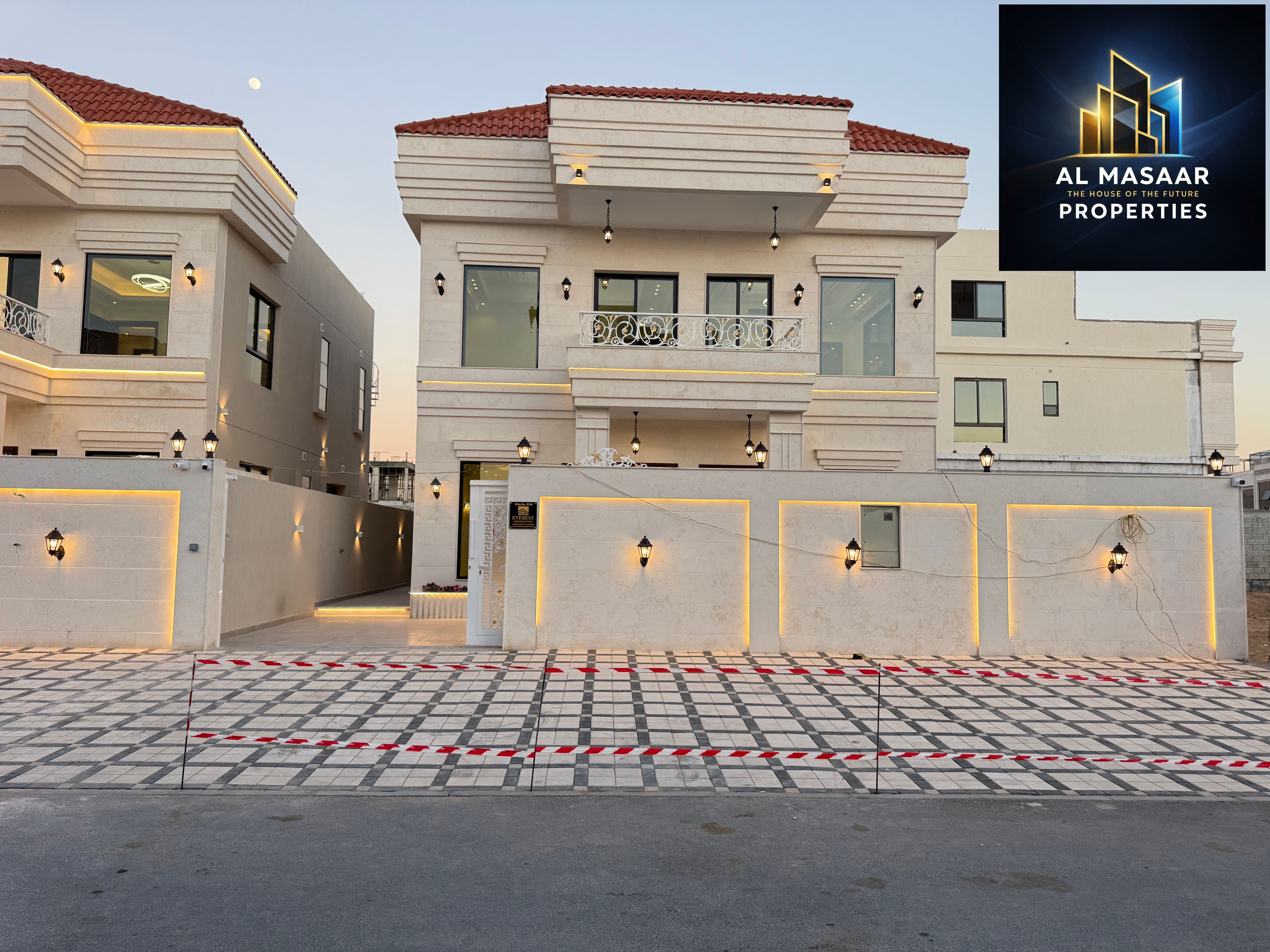 : Own your dream villa with a modern design in a prime location, at a price inclusive of registration and ownership fees. A great opportunity for sale at an excellent price – a luxury villa with modern design and personalized finishing.