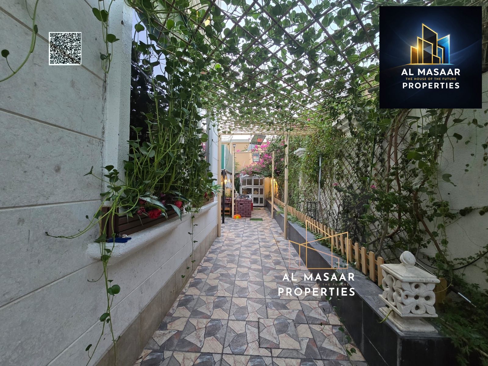 I own a luxurious villa with smart finishes, a large area, freehold ownership including electricity, water, and air conditioning.
