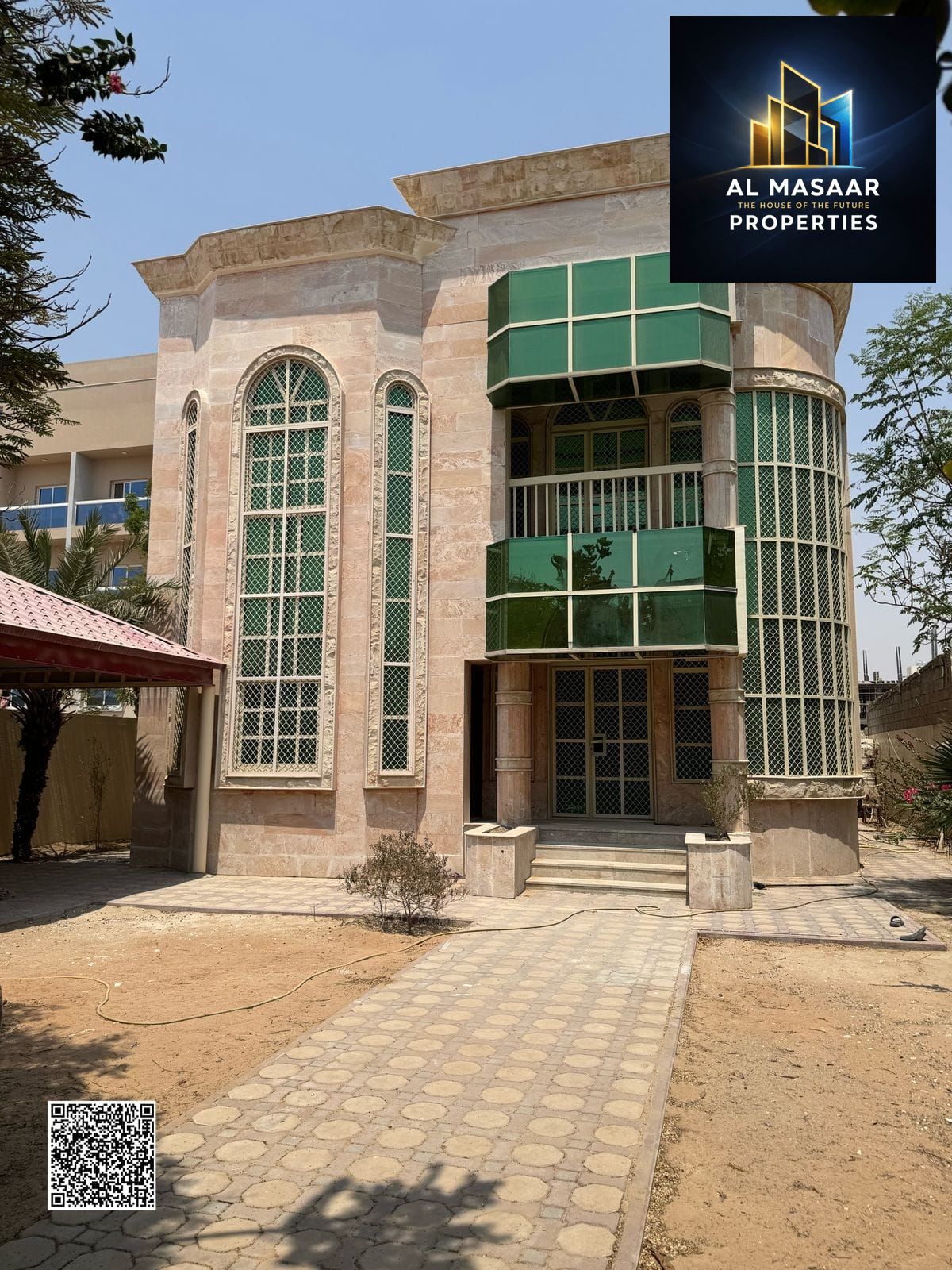 Al Rawda 1, Ajman: A unique opportunity to own a villa in a prime location. Spacious 5000 sq ft, ideal for families. The villa features 4 bedrooms.