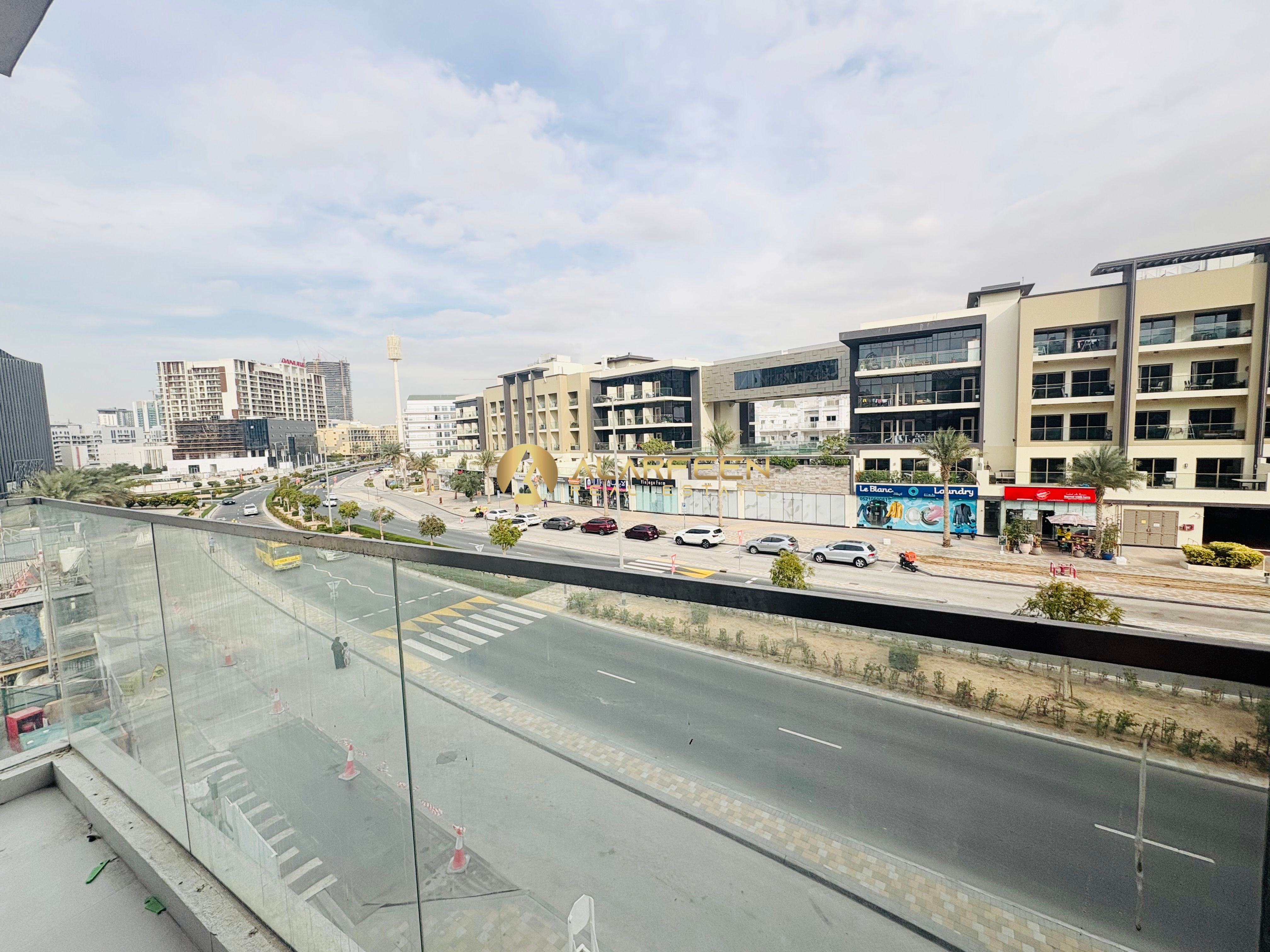 1BHK | HUGE SIZE | SPACIOUS | BIG BALCONY | VIEW