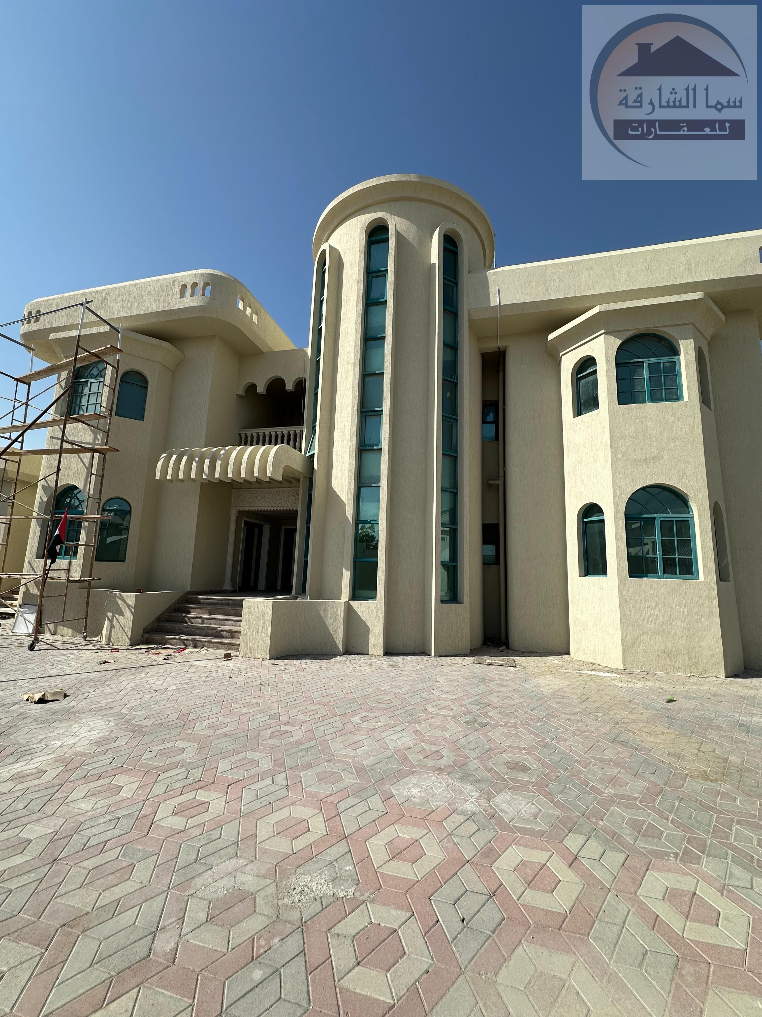 Villa for sale in Sharjah, Al Ramtha area. The villa is a corner property with a large space, near the mosque and Al Ramtha Park.