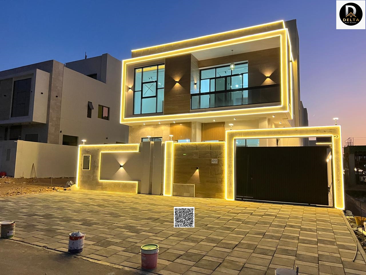 For sale: A villa with a European design and very high-end personal finishing. Freehold ownership for all nationalities. Very prime location close to
