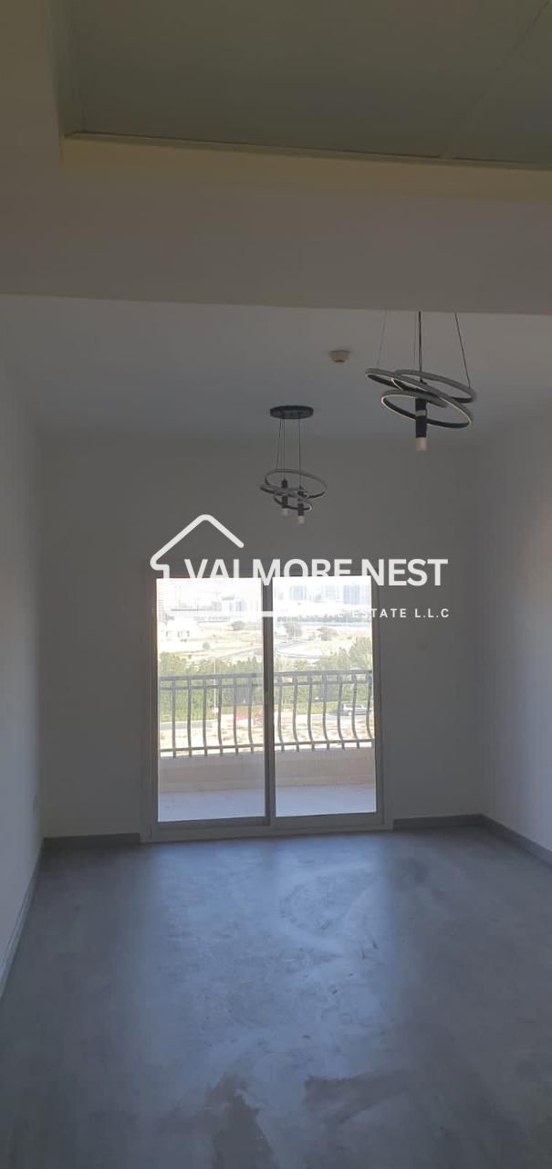 Spacious unit with balcony view I Premium finishing I Best pick