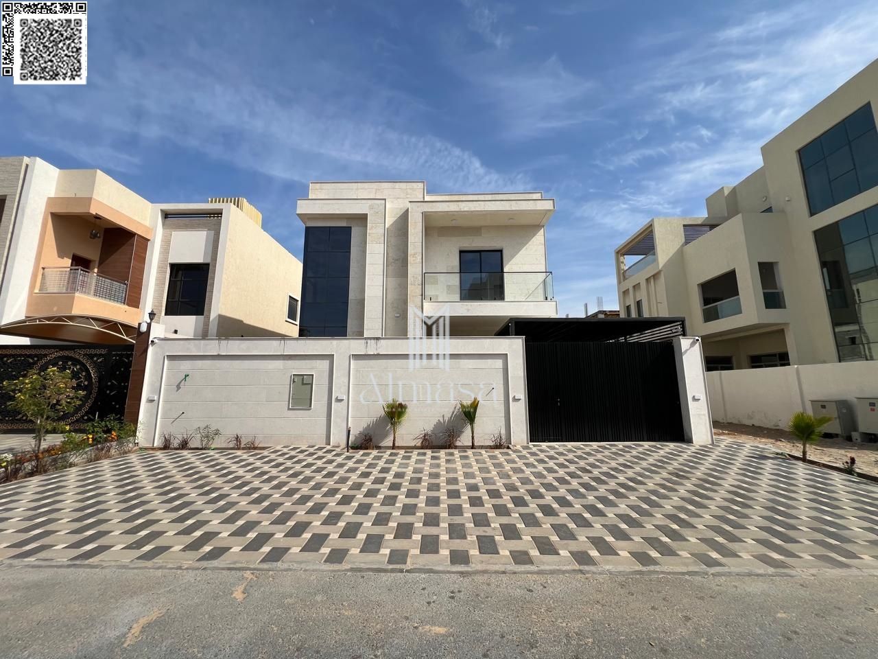 Own a villa with a modern design and new decor. Freehold ownership available to all nationalities at an affordable price.