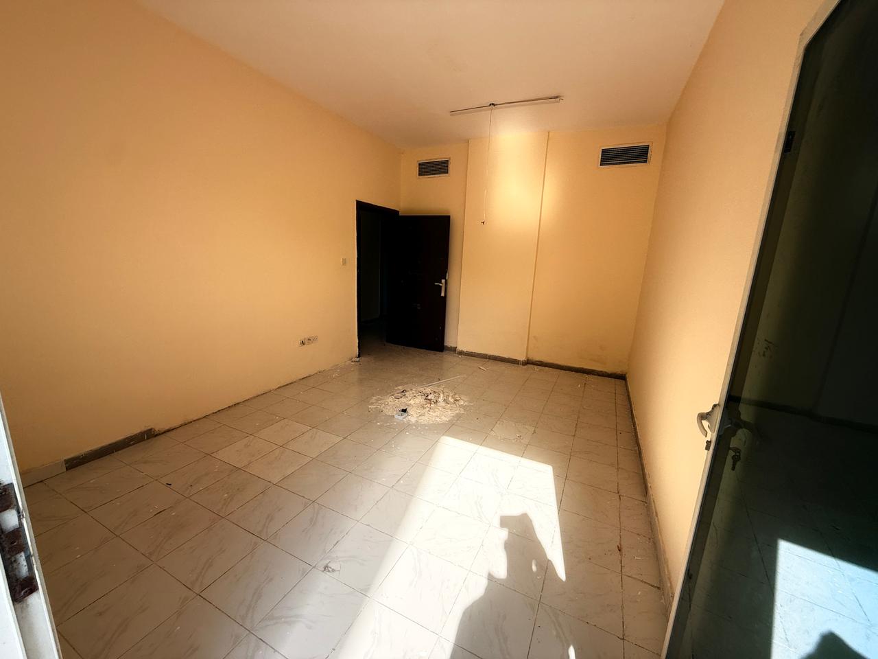 Beautiful 2-Bedroom Apartment for Rent in Al Rashidiya 3 – Prime Location near the Corniche