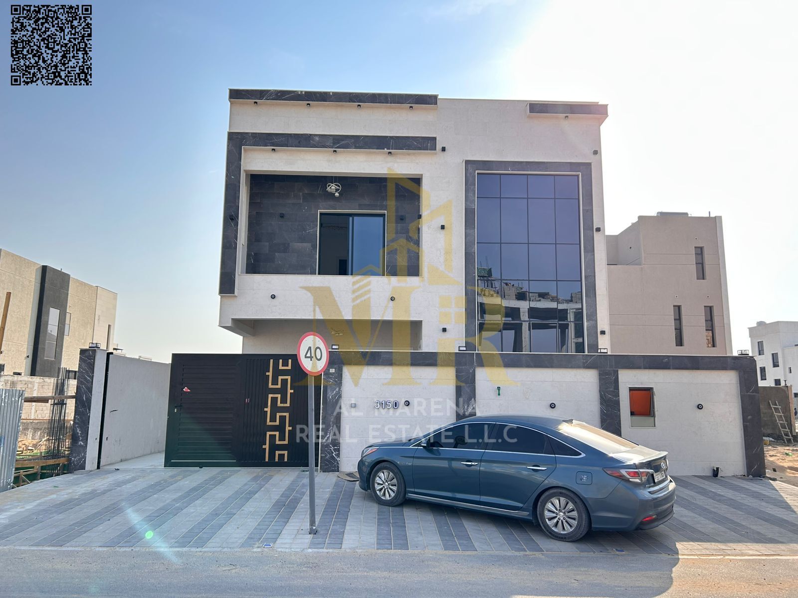 A villa with a price including registration and ownership on the main street, ready to live in, in the most prestigious areas of Ajman. Freehold owner