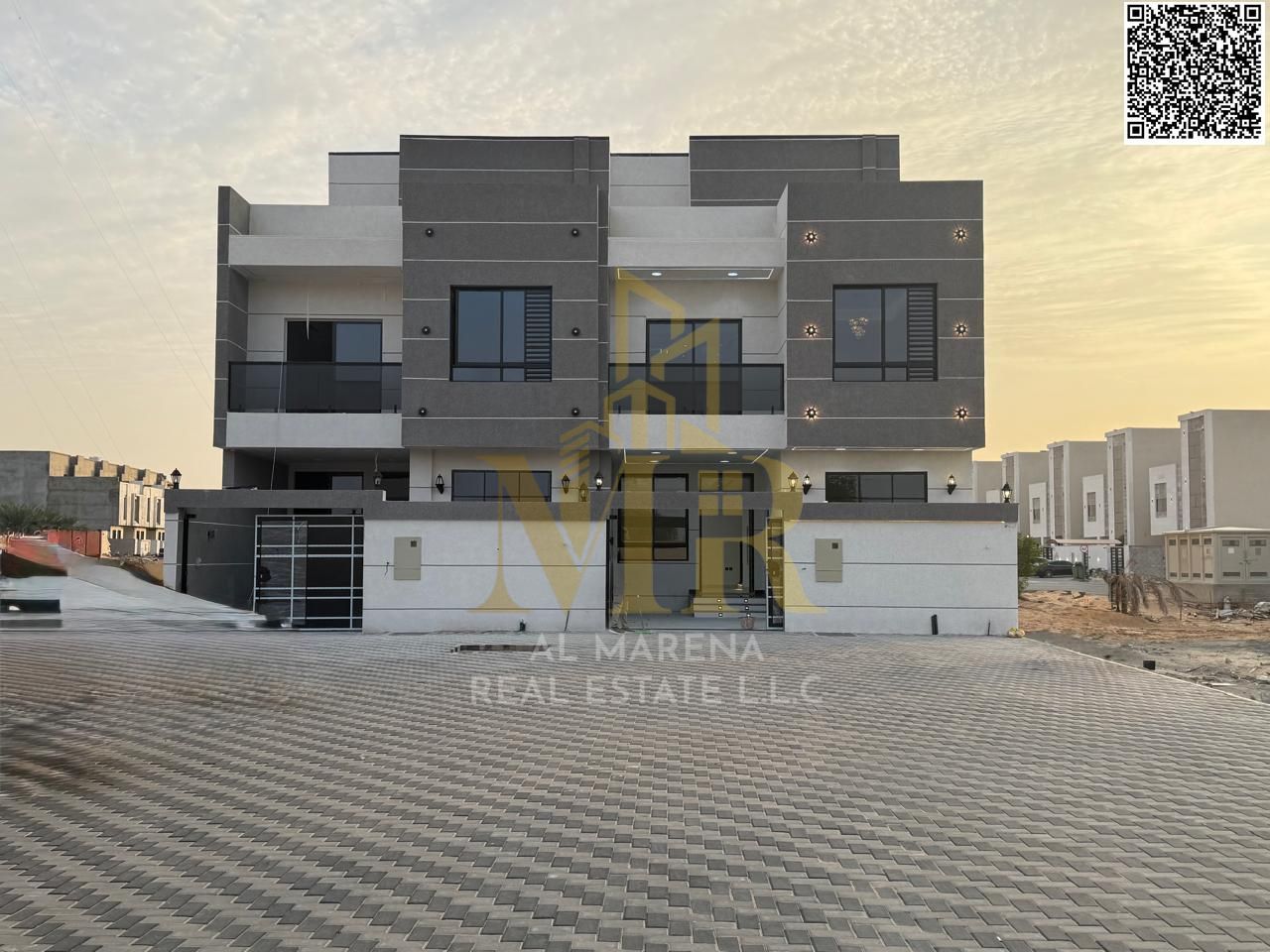 Distinctive villa for sale in Al-Haliyo 1 – 18-meter setback, 5 master bedrooms, price includes fees