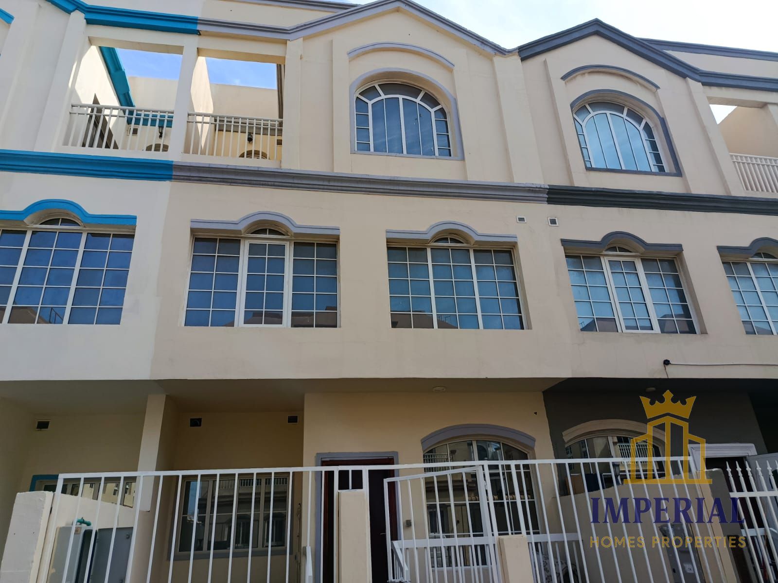 Townhouse for Sale – Uptown Al Zahya, Ajman A well-maintained townhouse for sale in Uptown Al Zahya, Ajman,