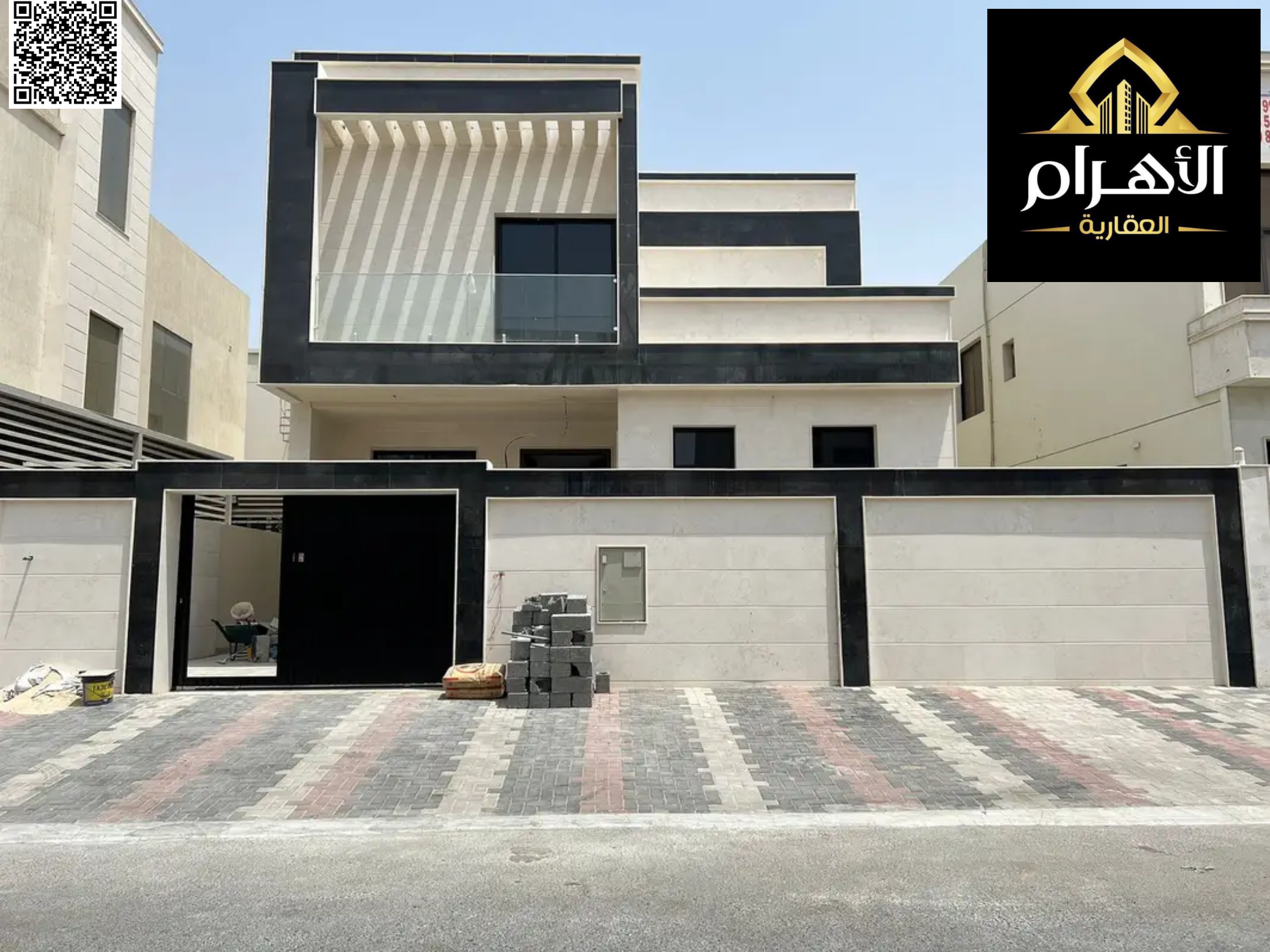 Once in a lifetime opportunity: Own your dream villa with full ownership for all nationalities. Negotiable. Super deluxe finishing.